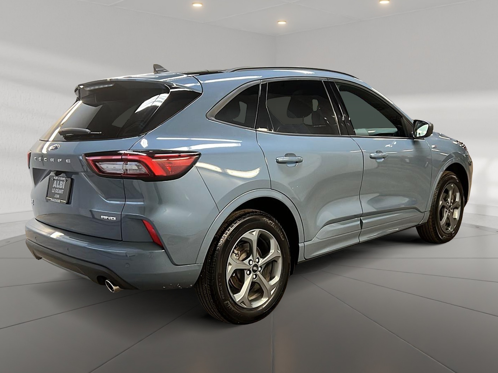 Ford Escape ST LINE TECH TOIT PANO NAV 4RM 2024 - image #4