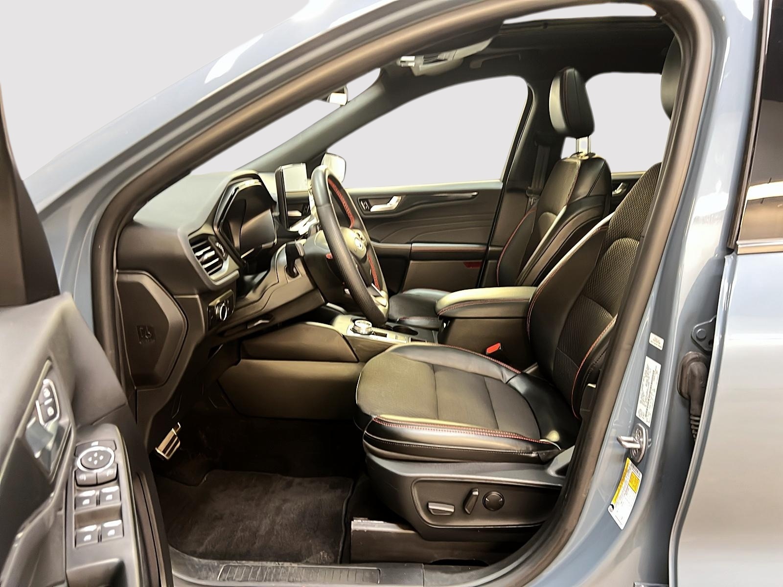 Ford Escape ST LINE TECH TOIT PANO NAV 4RM 2024 - image #7