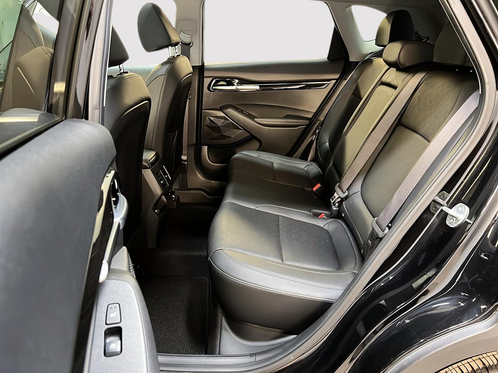 Kia SELTOS EX PREMIUM CUIR TOIT NAV 4RM 2023 - image #9