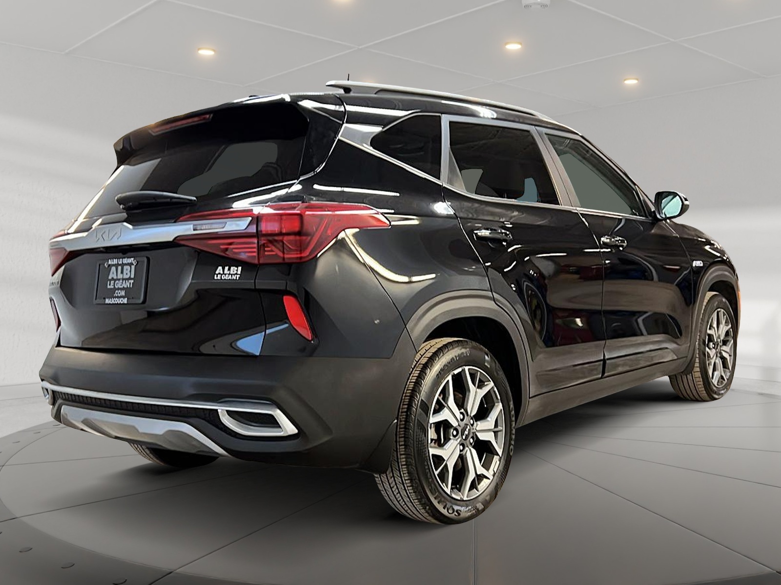 Kia SELTOS EX PREMIUM CUIR TOIT NAV 4RM 2023 - image #4