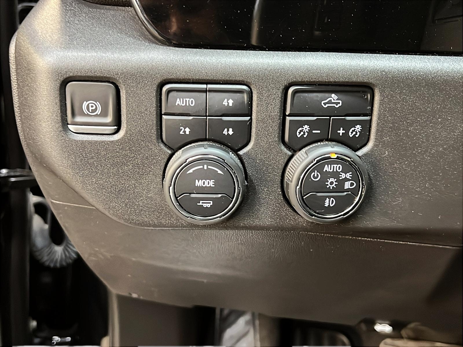 Chevrolet Silverado 1500 RST CREW CAB CUIR TOIT 4X4 2023 - image #22