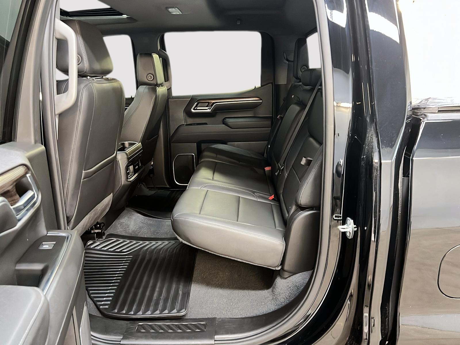 Chevrolet Silverado 1500 RST CREW CAB CUIR TOIT 4X4 2023 - image #10