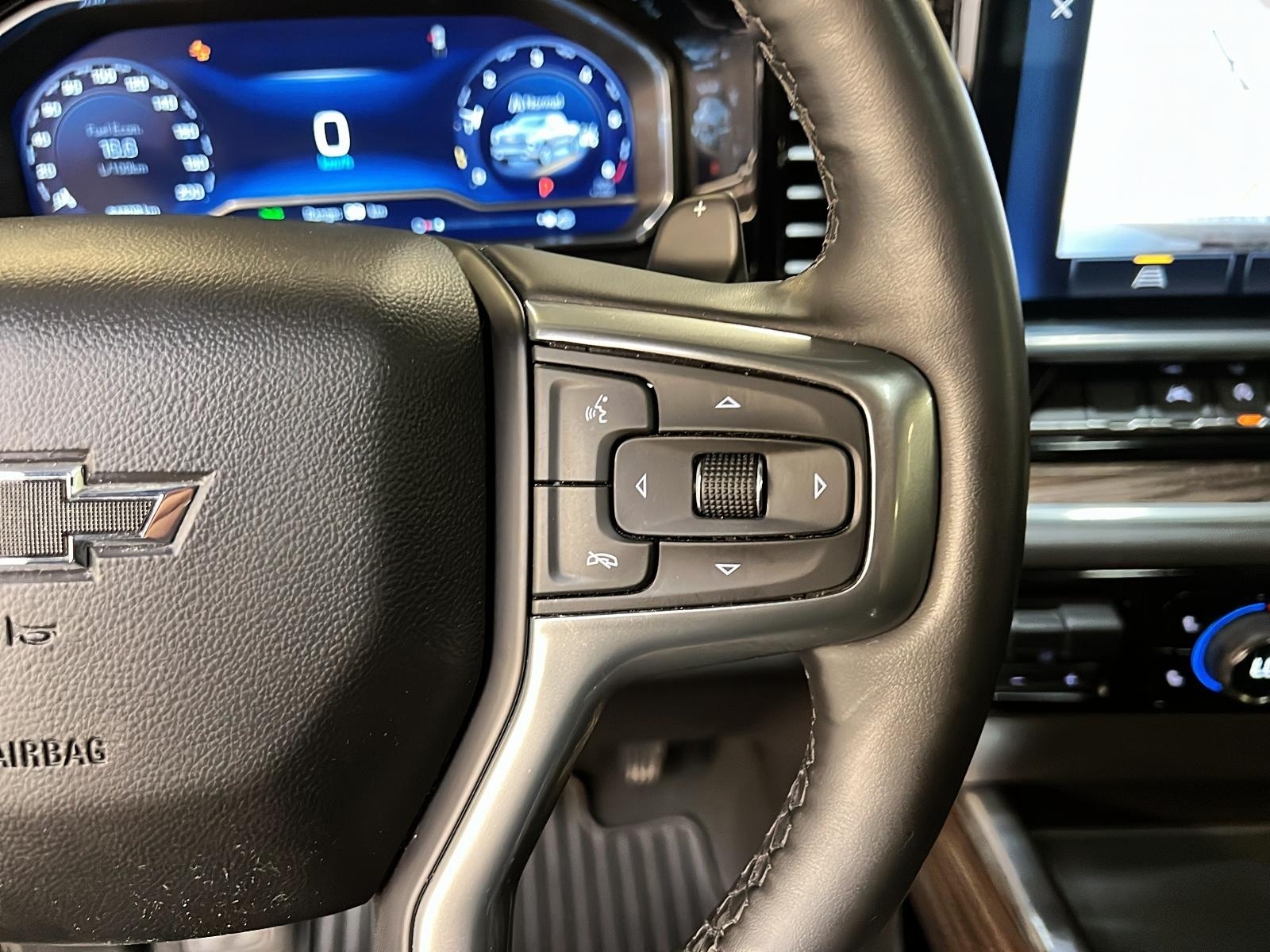 Chevrolet Silverado 1500 2023 - Image #20