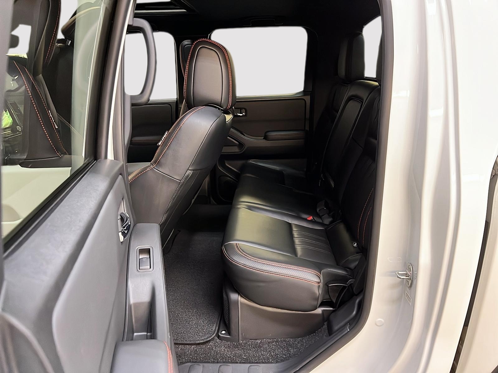Nissan Frontier PRO-4X LUXURY CREW CAB CUIR TOIT NAV 4X4 2023 - image #10