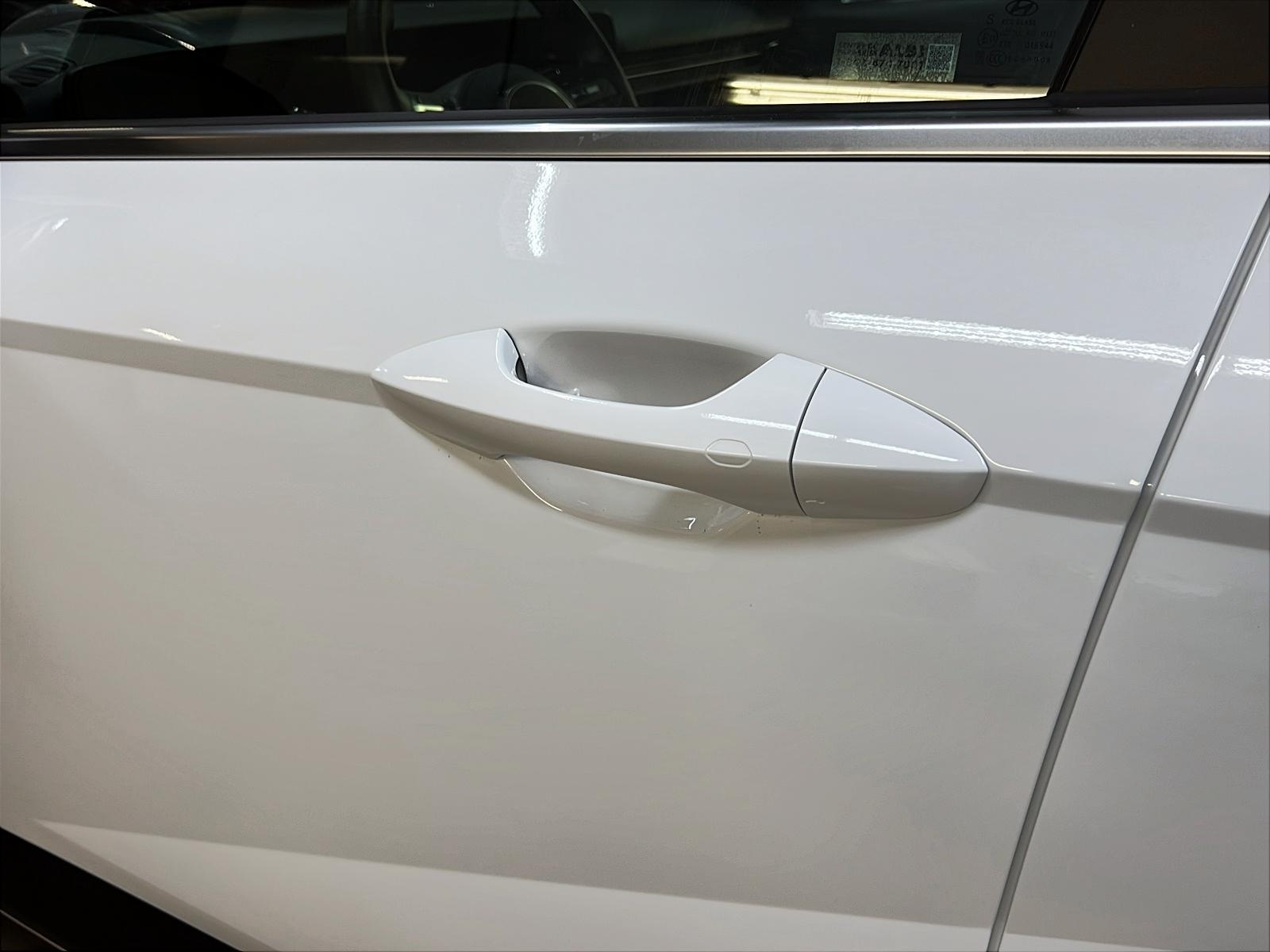 Hyundai Kona EV 2024 - Image #28