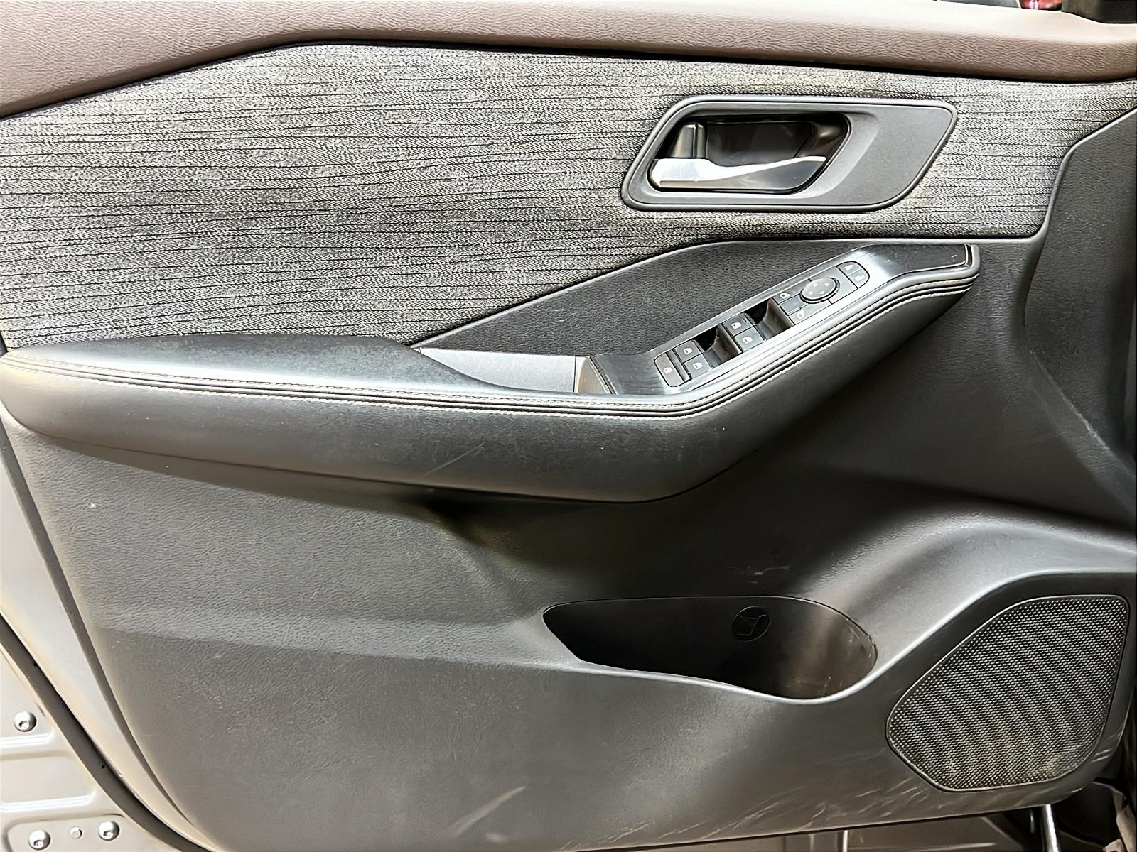 Nissan Rogue 2022 - Image #22