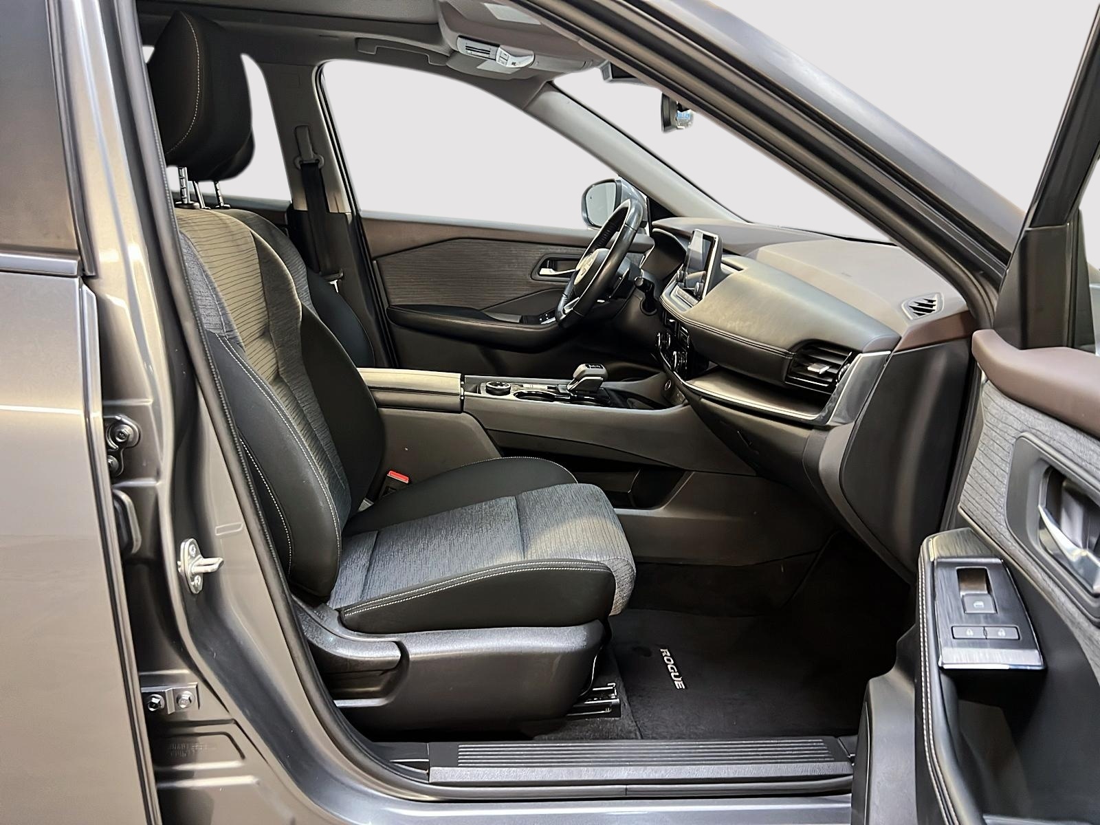 Nissan Rogue 2022 - Image #8
