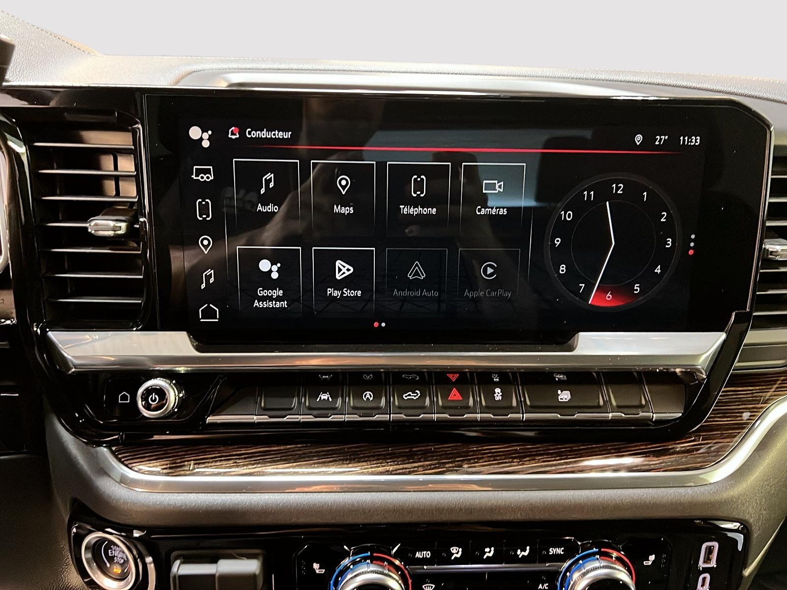 GMC Sierra 1500 ELEVATION  CREW CAB NAV 4X4 2023 - image #15