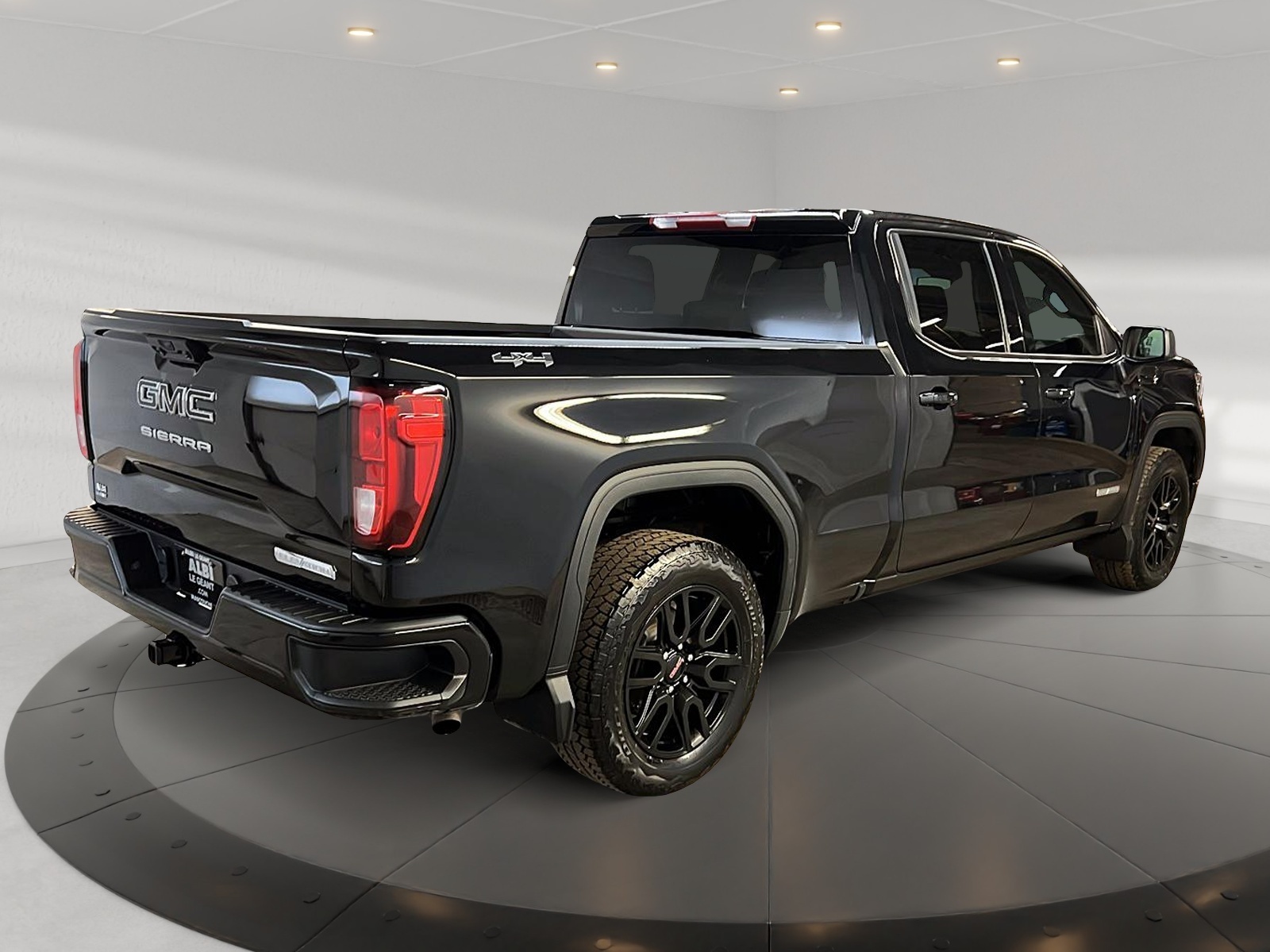 GMC Sierra 1500 ELEVATION  CREW CAB NAV 4X4 2023 - image #4