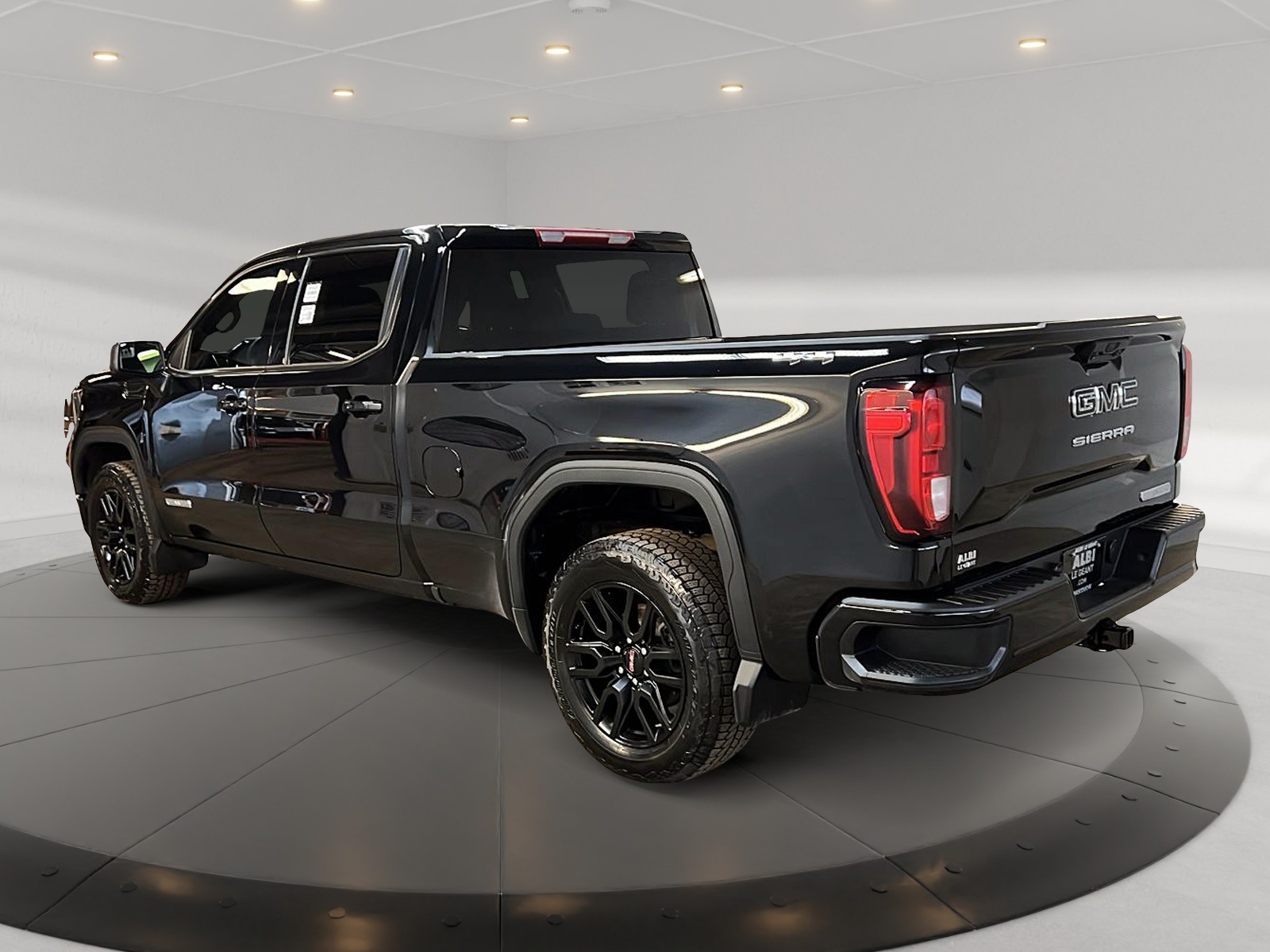 GMC Sierra 1500 ELEVATION  CREW CAB NAV 4X4 2023 - image #6