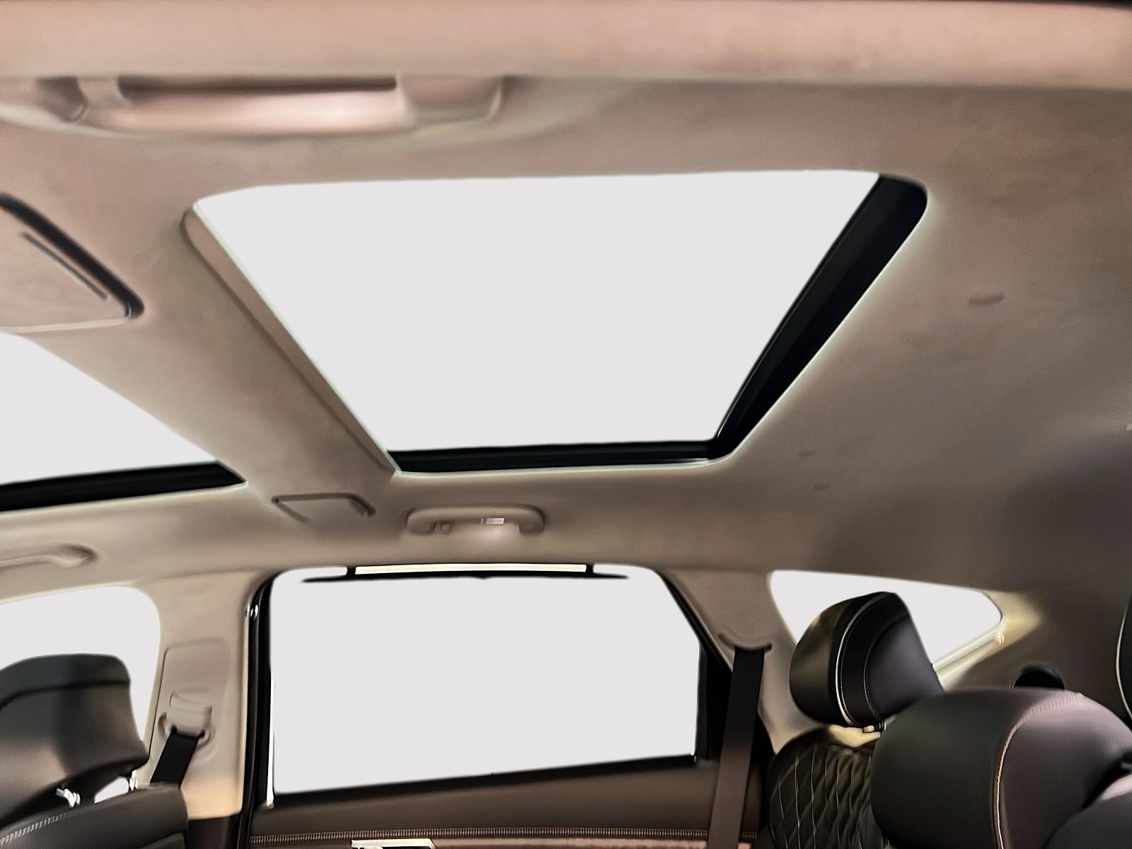 Genesis GV80 PRESTIGE 3.5T CUIR TOIT PANO NAV 4RM 2022 - image #11