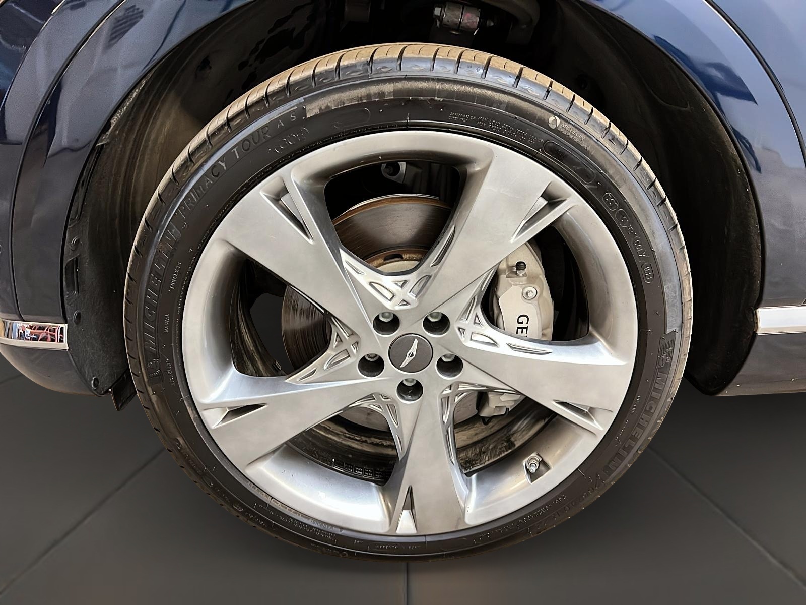 Genesis GV80 PRESTIGE 3.5T CUIR TOIT PANO NAV 4RM 2022 - image #33