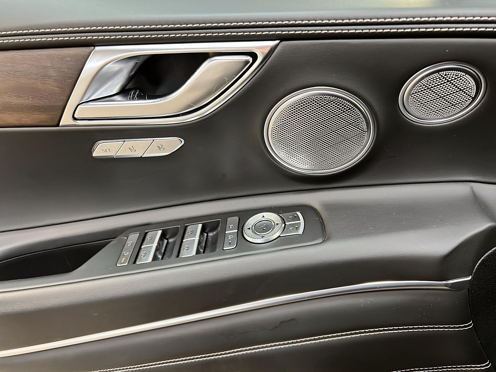 Genesis GV80 PRESTIGE 3.5T CUIR TOIT PANO NAV 4RM 2022 - image #26