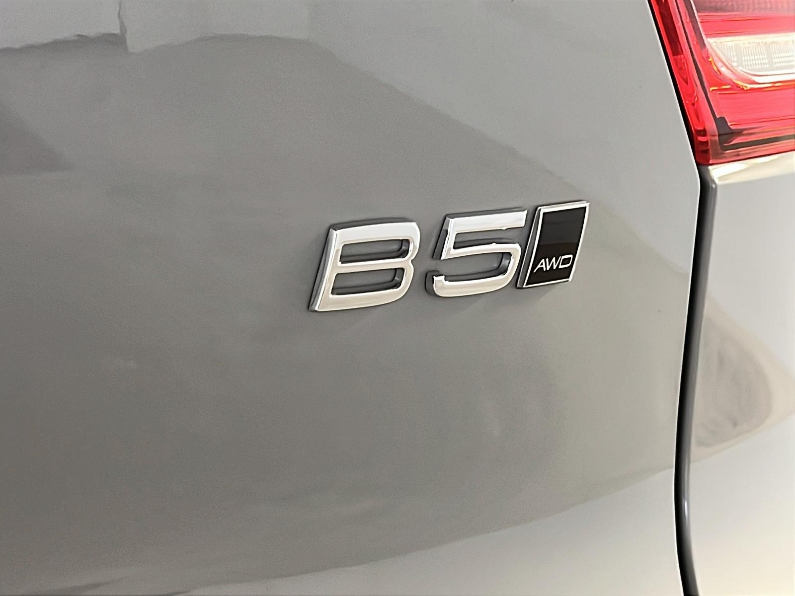 Volvo XC40 B5 PLUS CUIR TOIT PANO NAV 4R, 2025 - image #27
