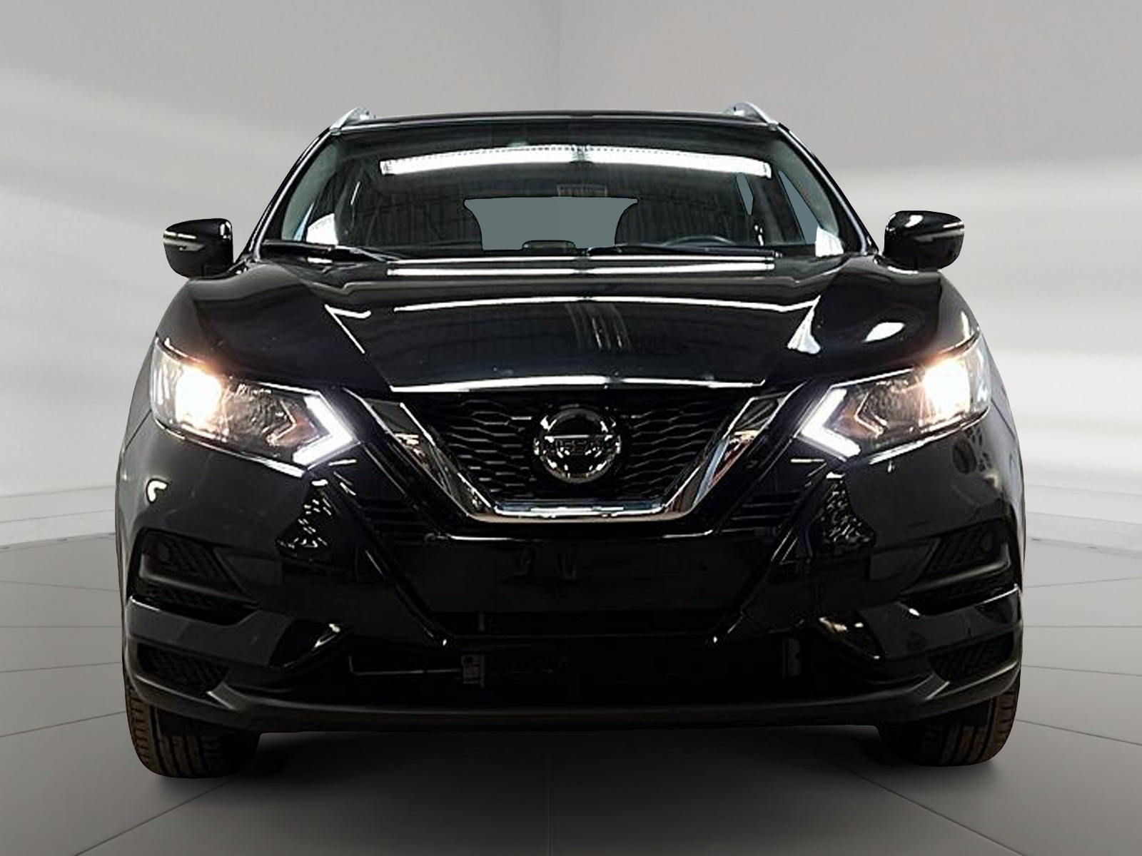 Nissan Qashqai SV TOIT 4RM 2023 - image #2