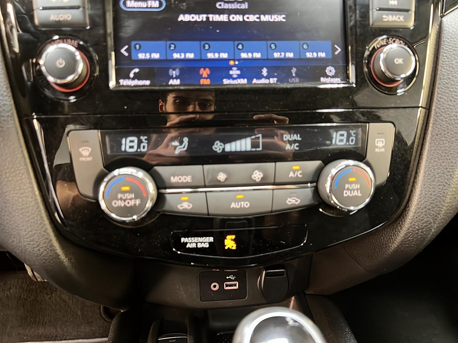 Nissan Qashqai SV TOIT 4RM 2023 - image #15