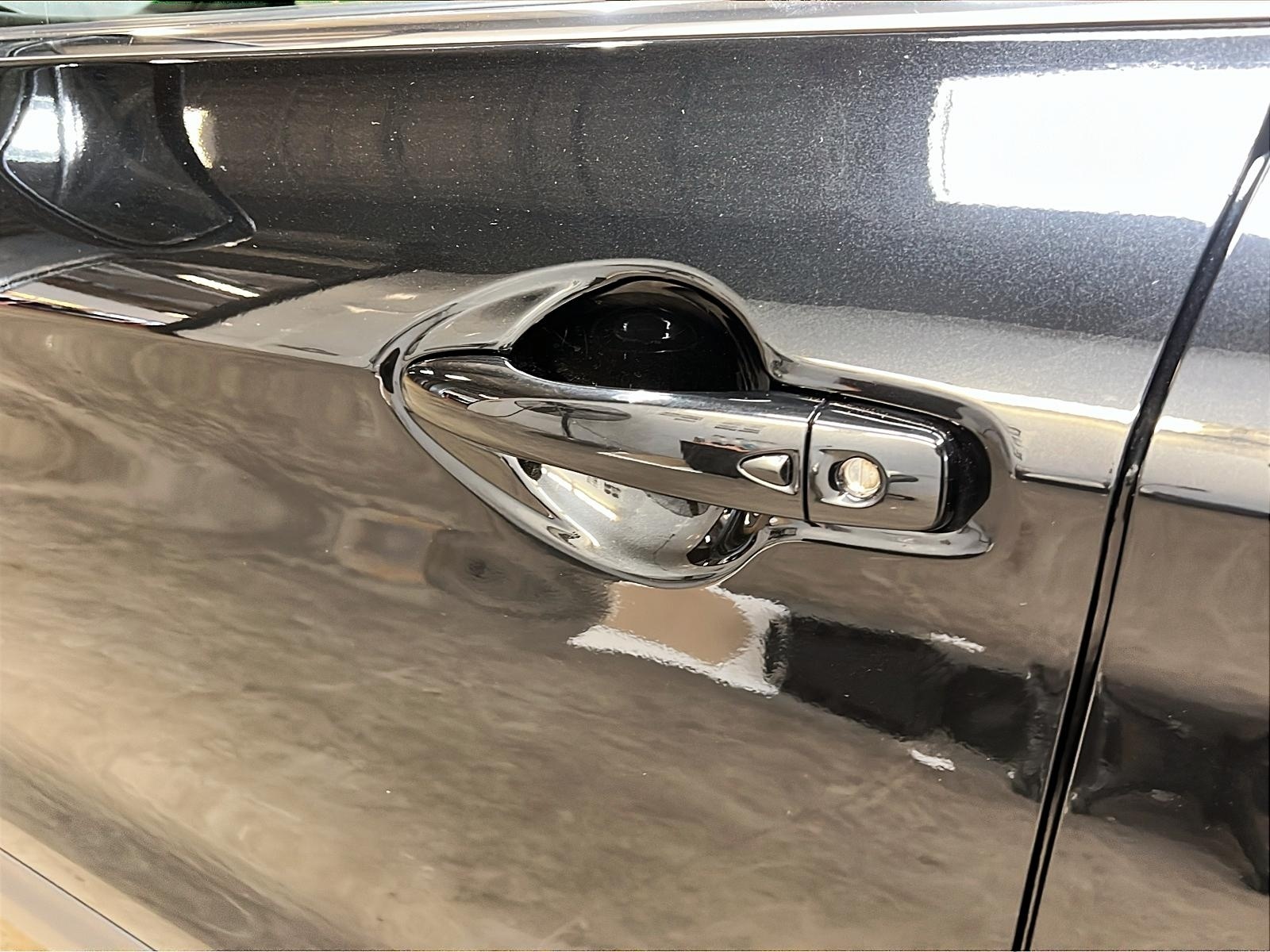 Nissan Qashqai SV TOIT 4RM 2023 - image #24