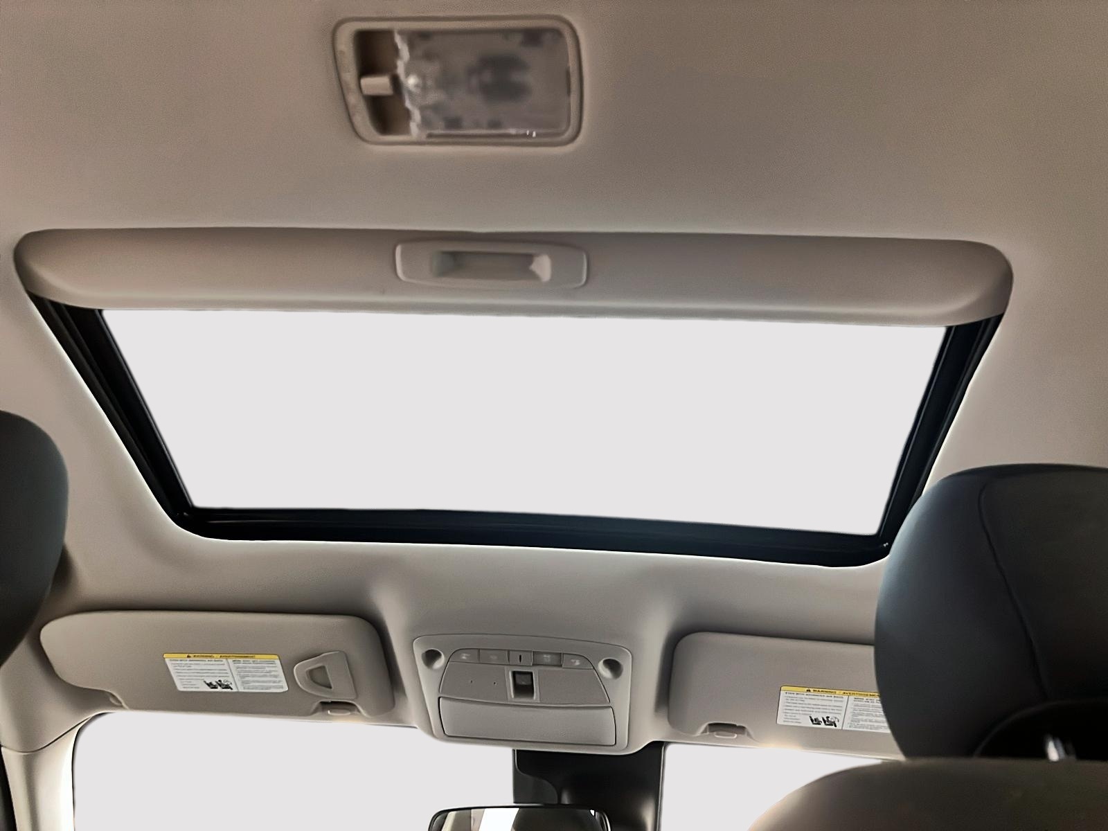 Nissan Qashqai SV TOIT 4RM 2023 - image #9