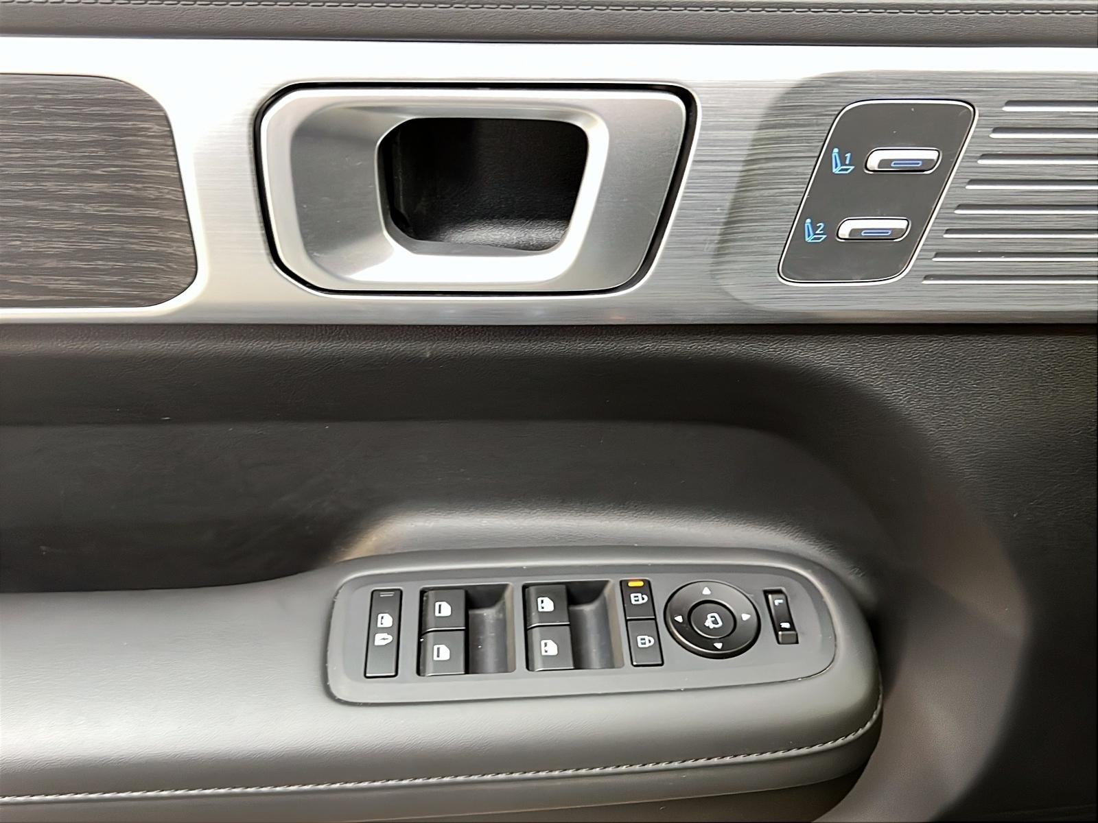 Hyundai Santa Fe LUXURY TURBO CUIR TOIT PANO NAV 4RM 2024 - image #25