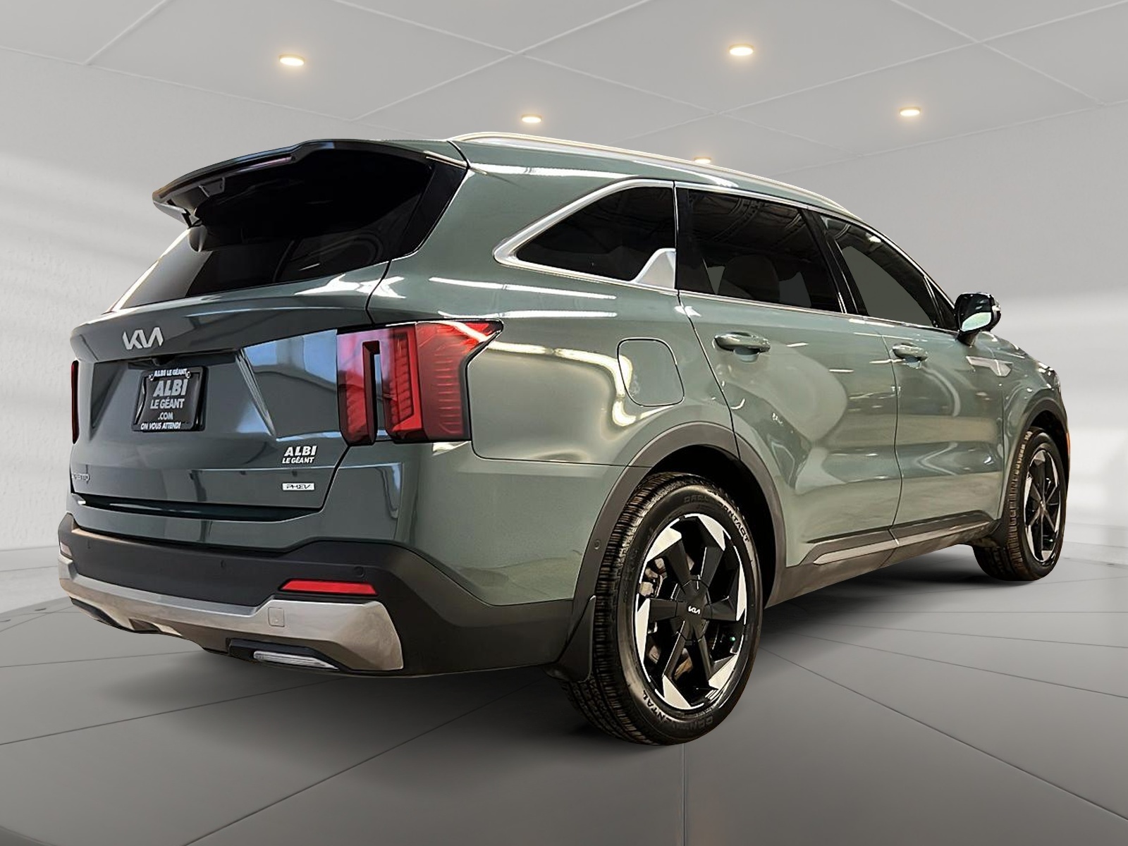 Kia Sorento SX PHEV CUIR TOIT PANO NAV 4RM 2025 — photo 4