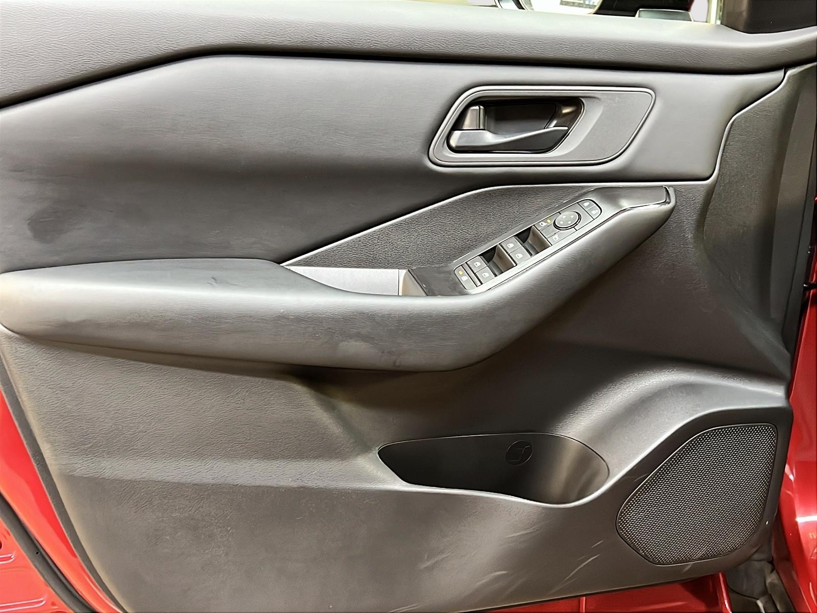 Nissan Rogue S 4RM 2025 - image #23