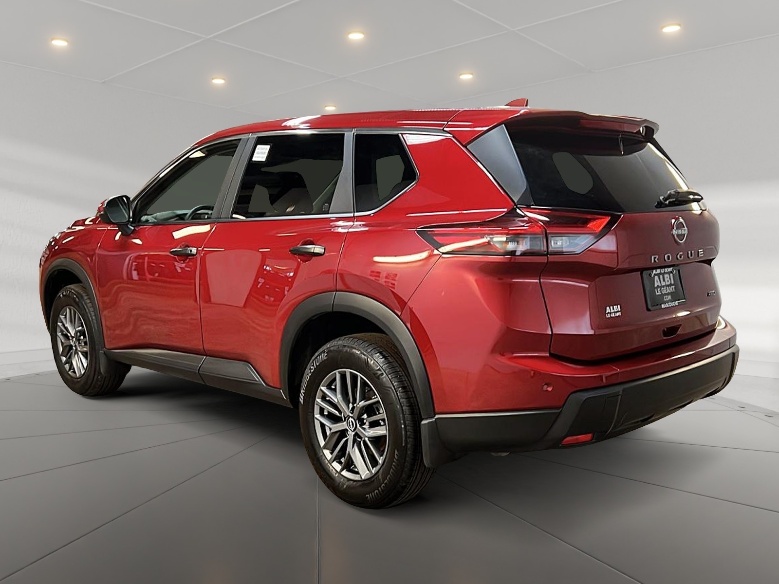 Nissan Rogue S 4RM 2025 - image #6