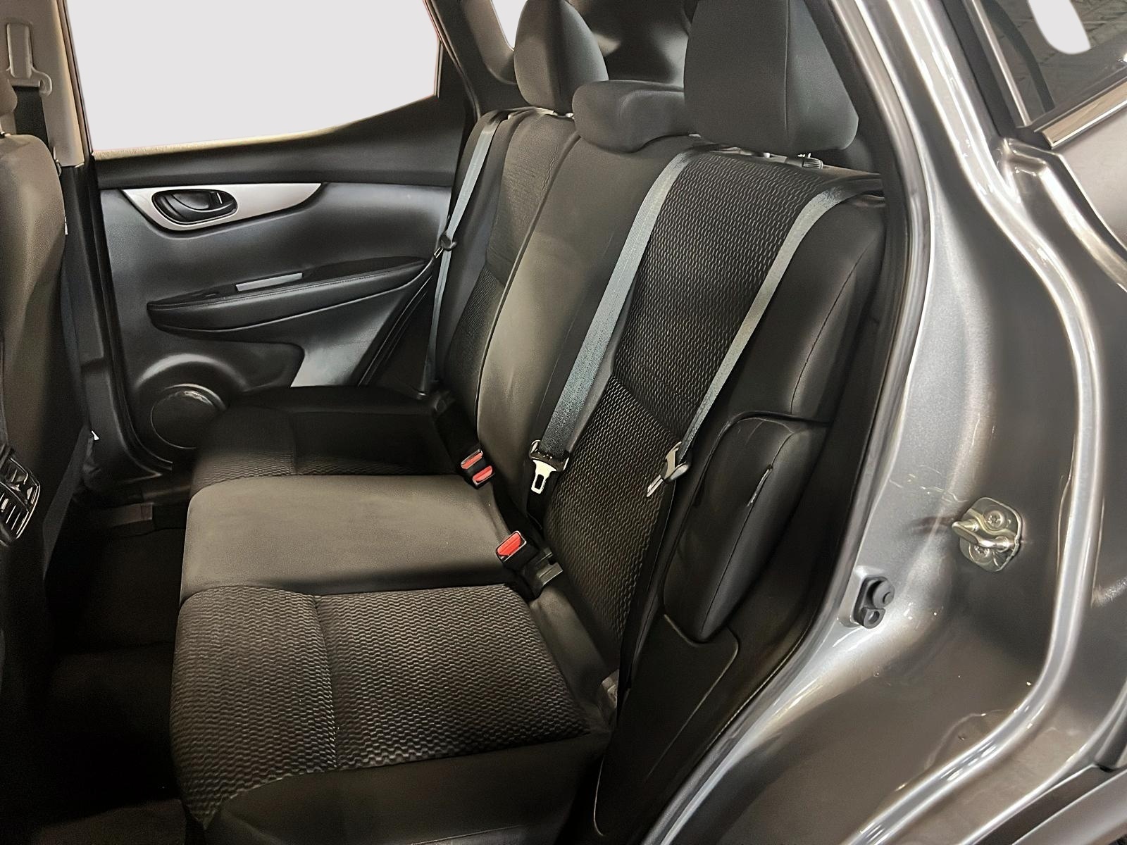 Nissan Qashqai S 2021 - image #10