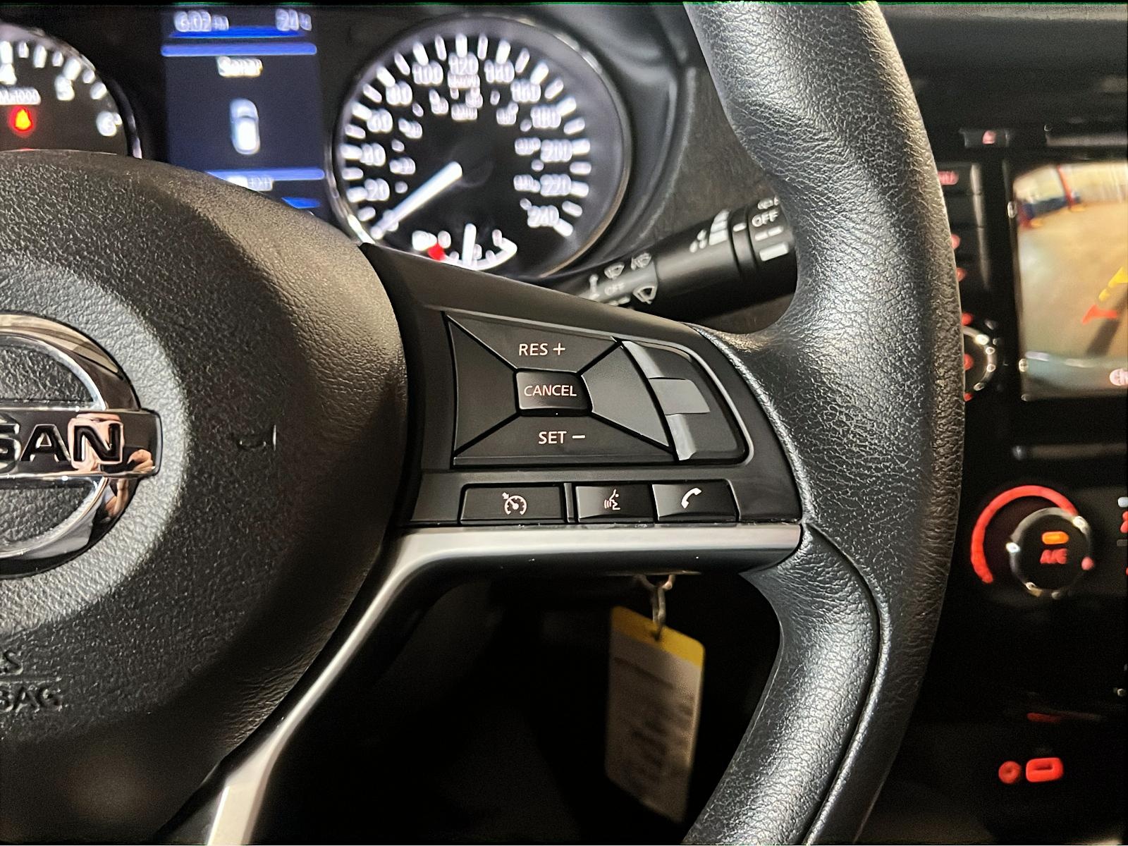 Nissan Qashqai S 2021 - image #19