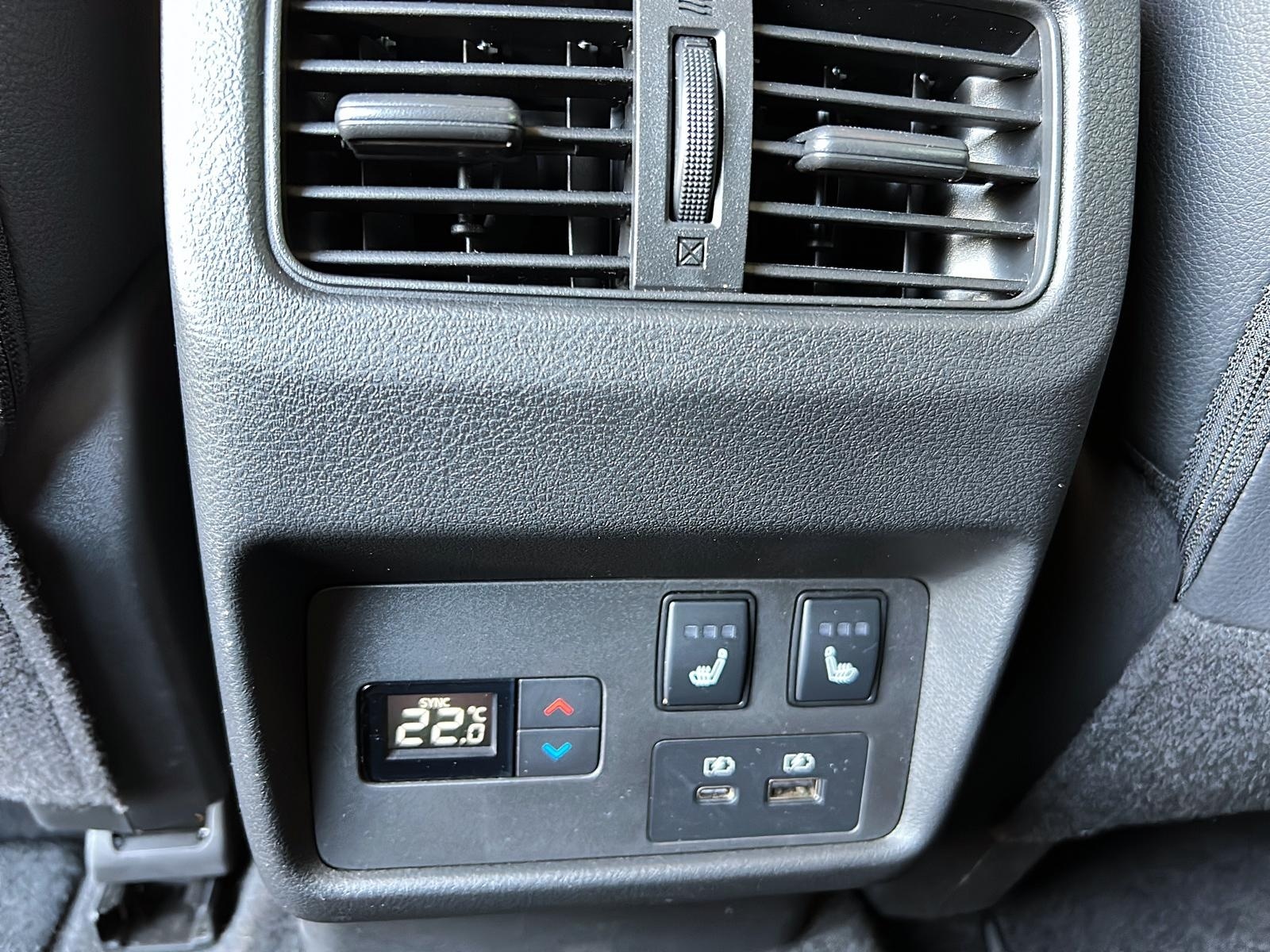 Nissan Rogue SL CUIR TOIT PANO NAV 4RM 2023 - image #10