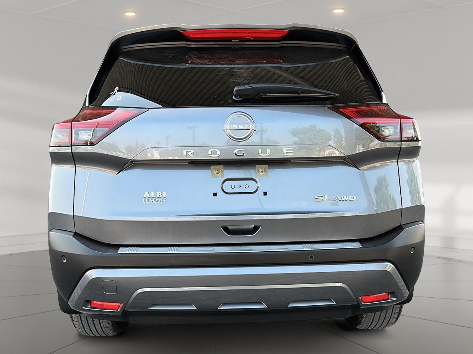 Nissan Rogue SL CUIR TOIT PANO NAV 4RM 2023 - image #5