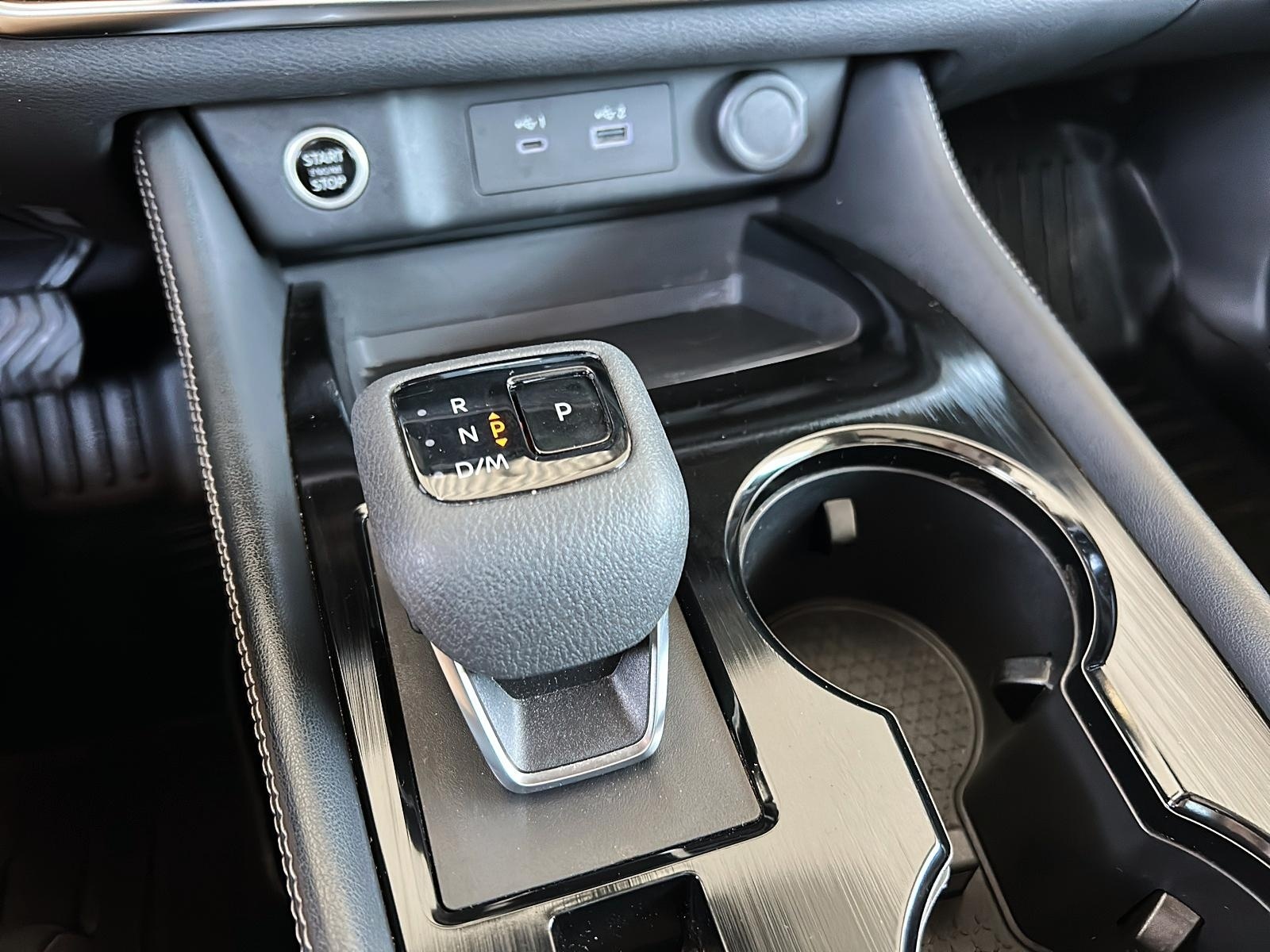 Nissan Rogue SL CUIR TOIT PANO NAV 4RM 2023 - image #19