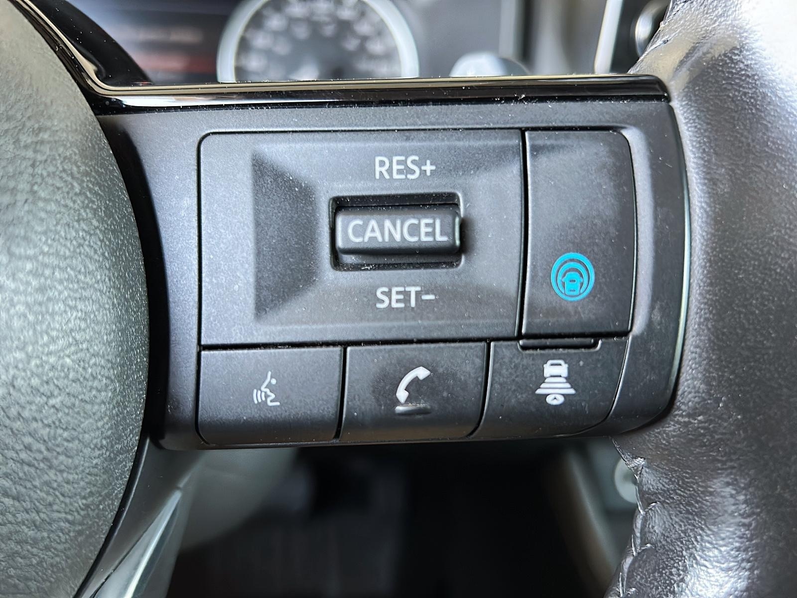 Nissan Rogue SL CUIR TOIT PANO NAV 4RM 2023 - image #21