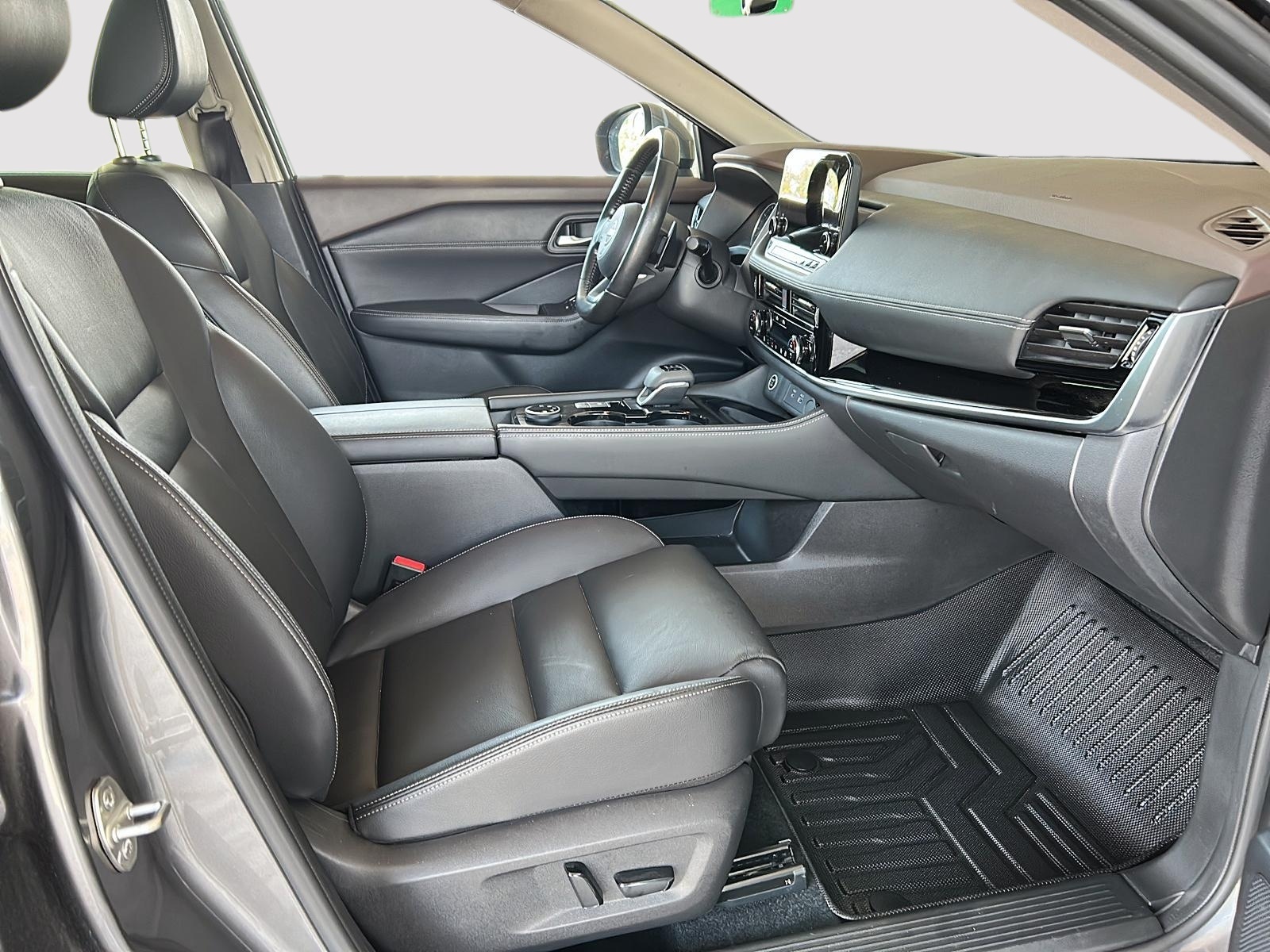 Nissan Rogue SL CUIR TOIT PANO NAV 4RM 2023 - image #8