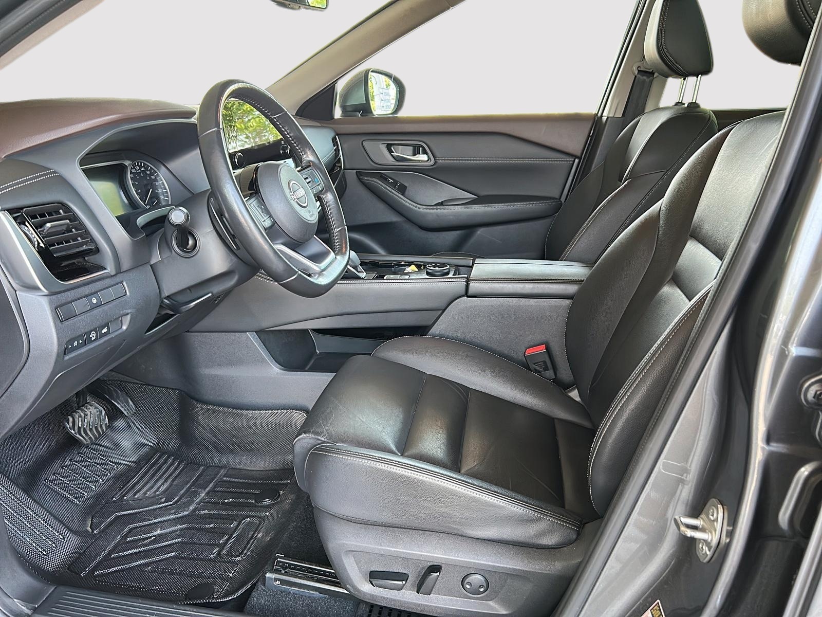 Nissan Rogue SL CUIR TOIT PANO NAV 4RM 2023 - image #7