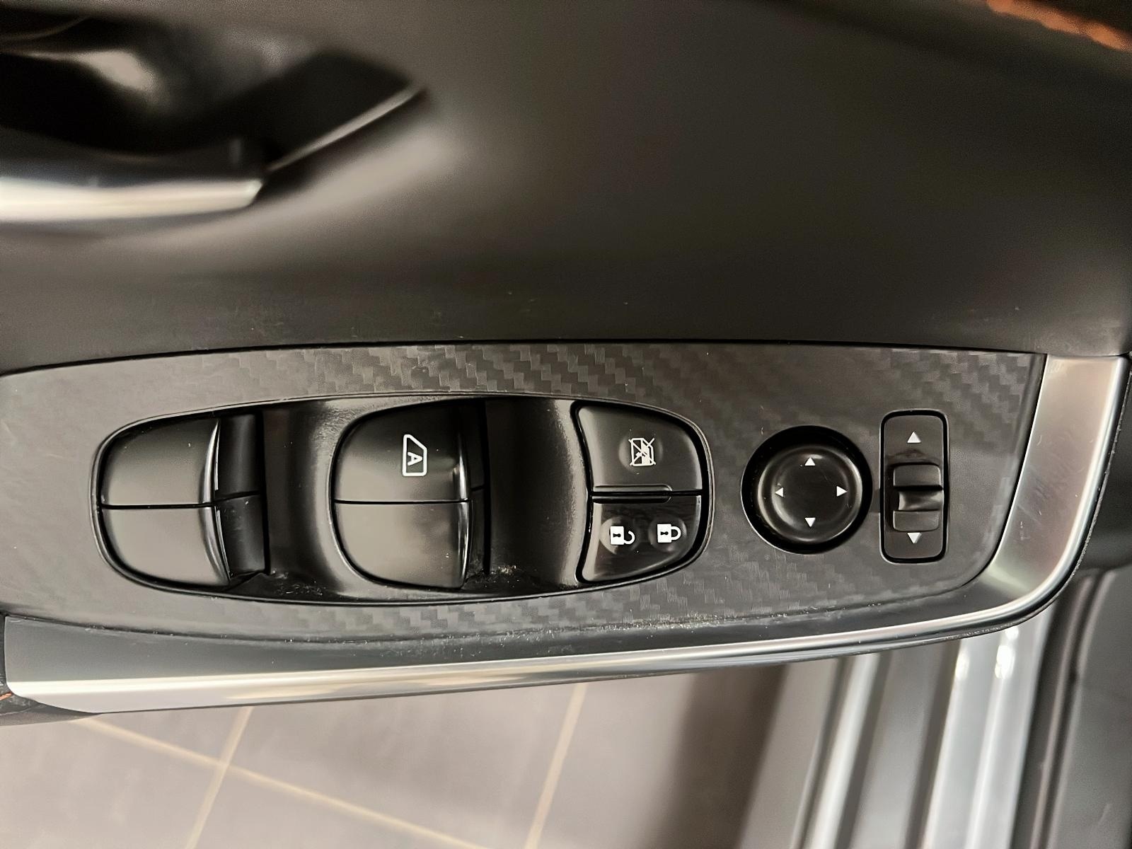Nissan Sentra SR MIDNIGHT TOIT 2022 - image #14