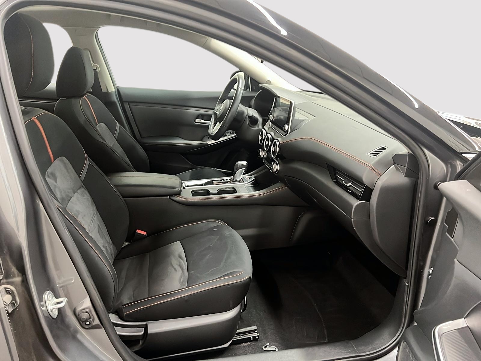 Nissan Sentra SR MIDNIGHT TOIT 2022 - image #8