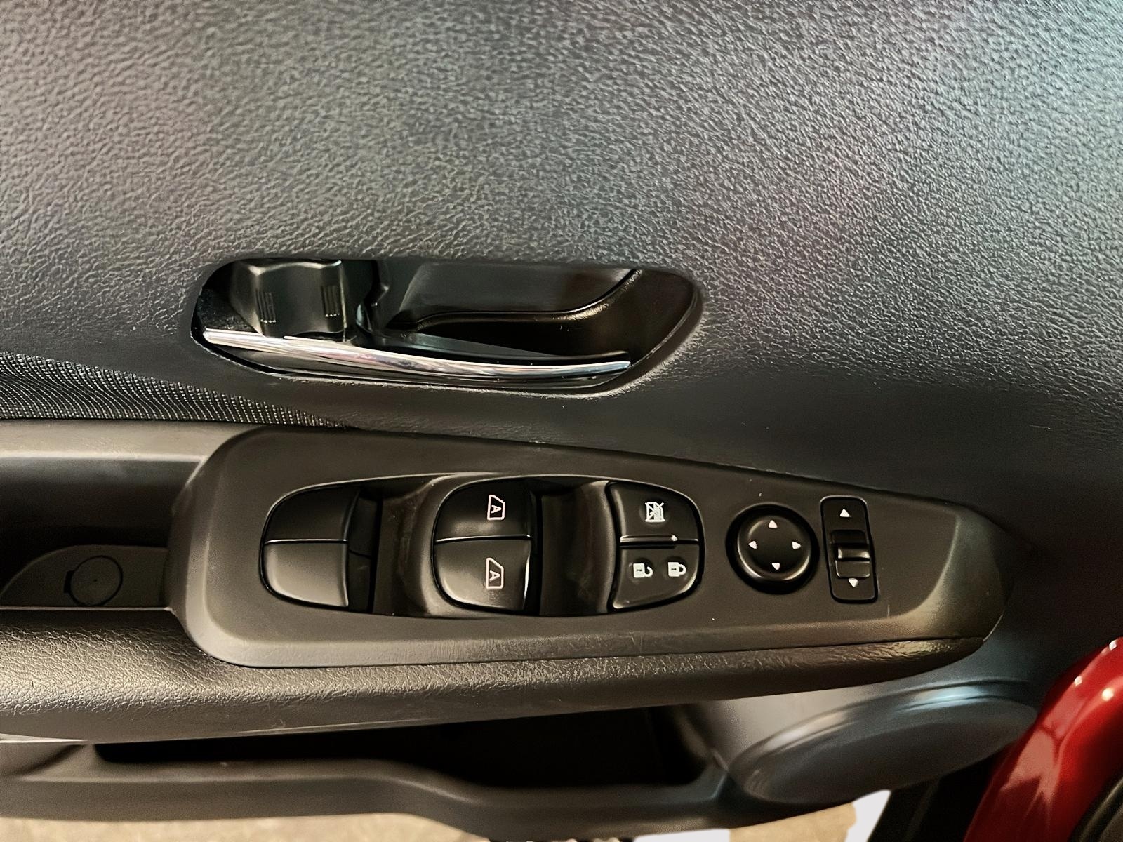 Nissan Kicks SV 2023 - image #19