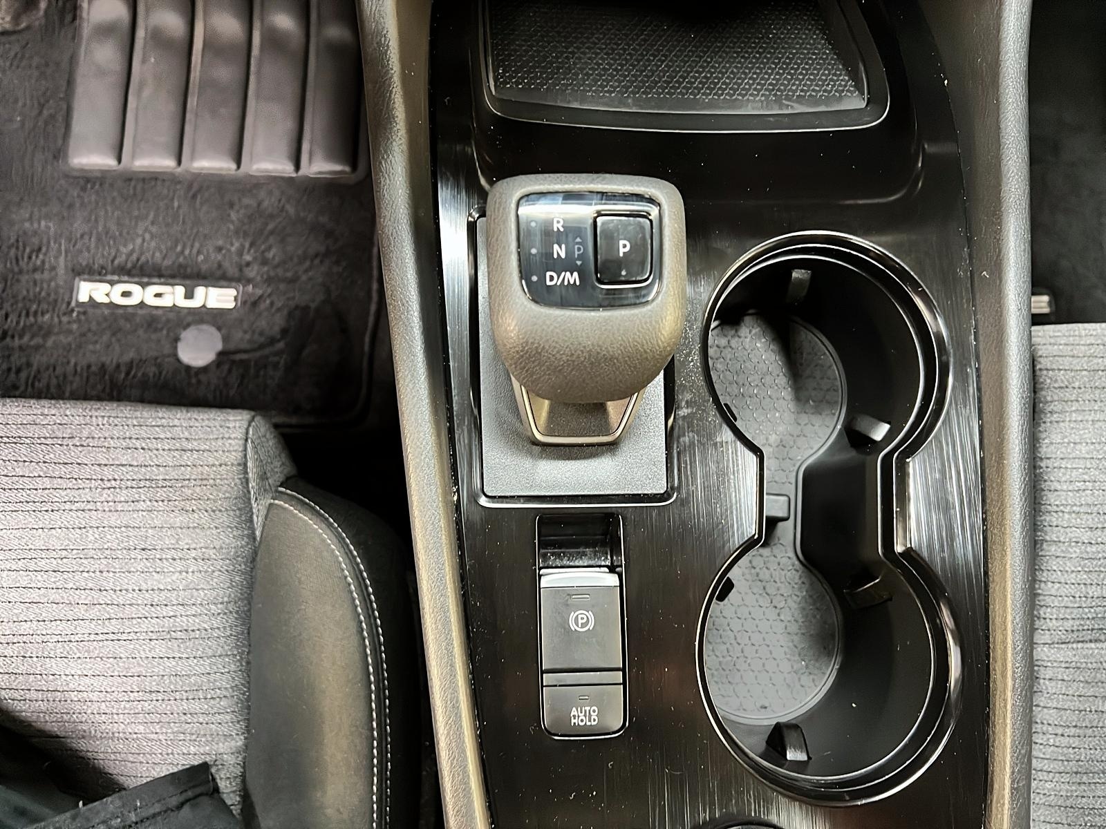 Nissan Rogue SV TOIT PANO 4RM 2022 - image #16