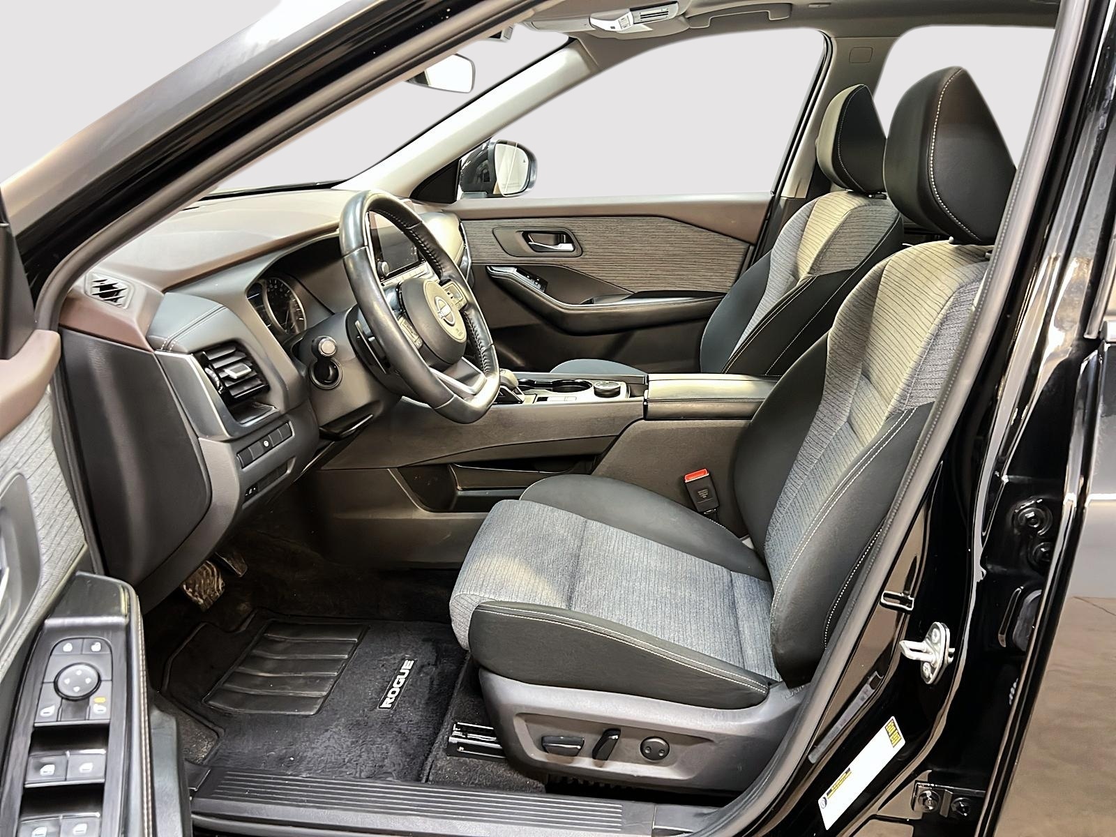 Nissan Rogue SV TOIT PANO 4RM 2022 - image #7