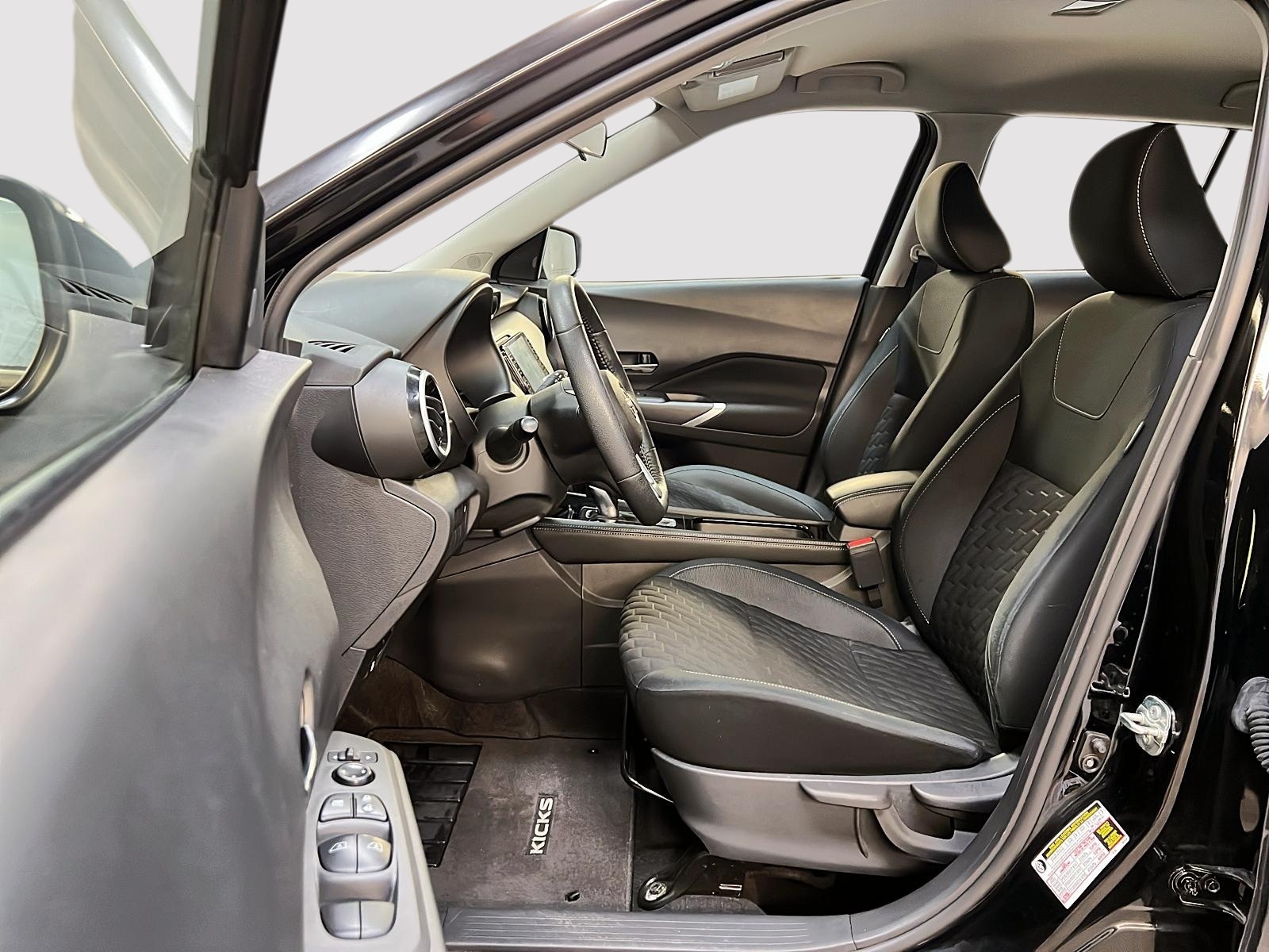 Nissan Kicks SV SPECIAL EDITION 2023 - image #7