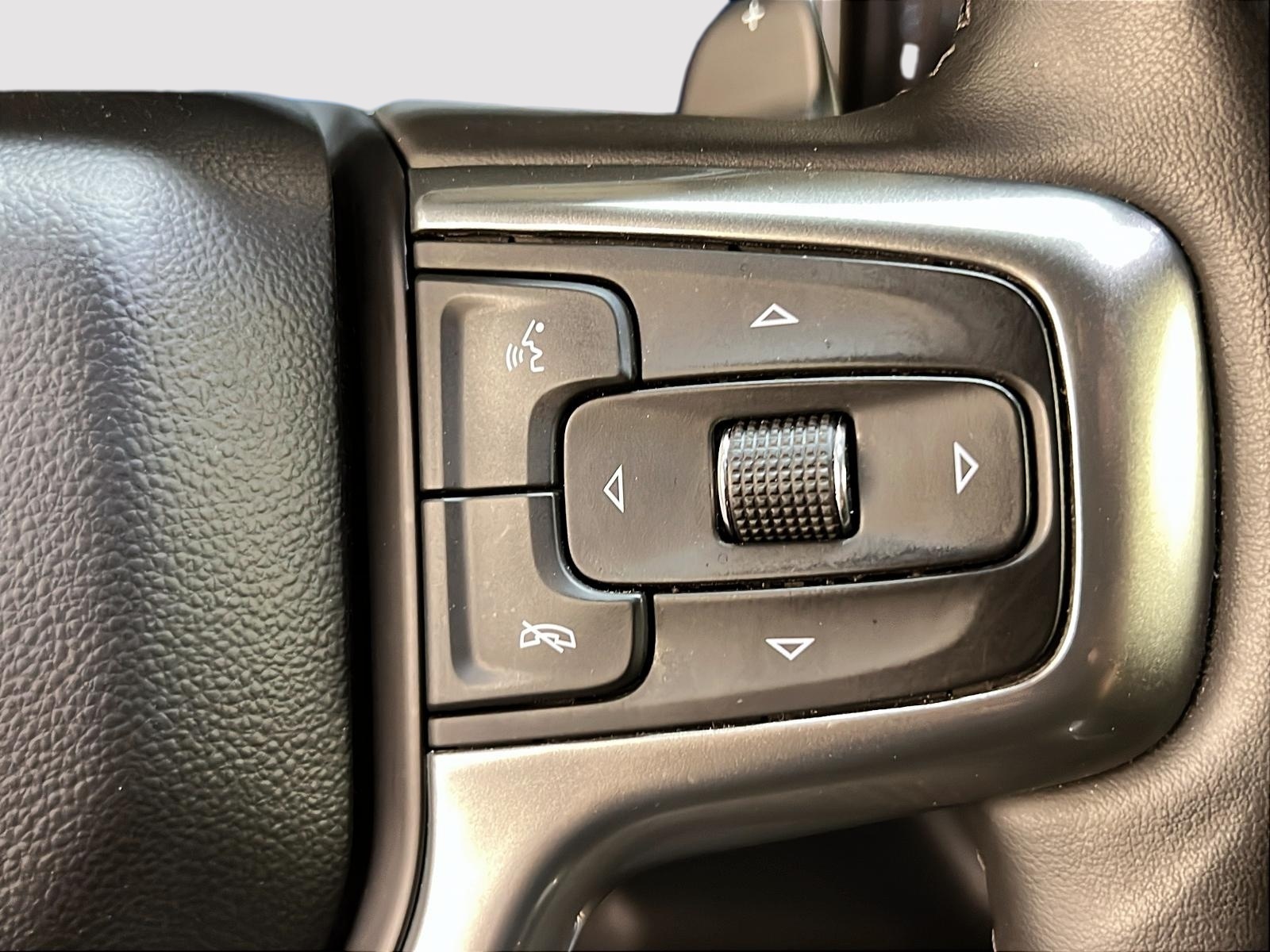 Chevrolet Silverado 1500 2023 - Image #19