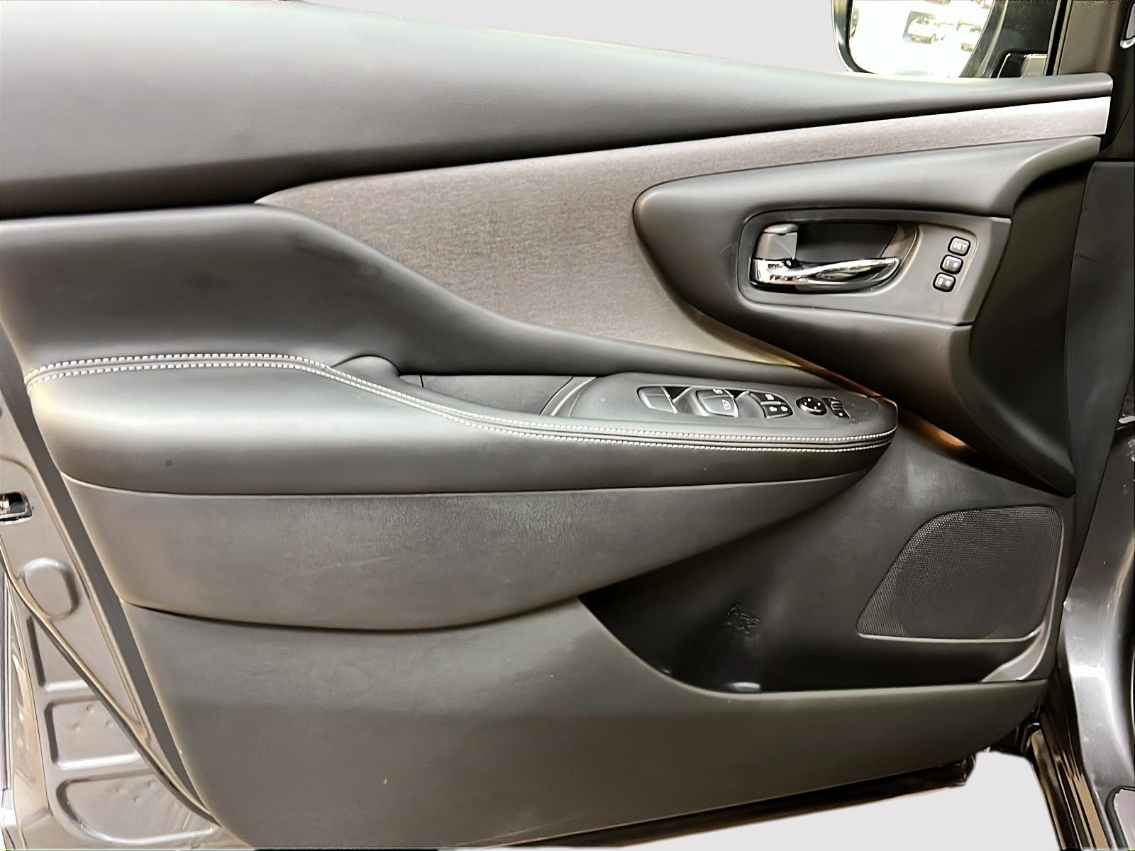 Nissan Murano SL CUIR TOIT NAV 4RM 2023 - image #26