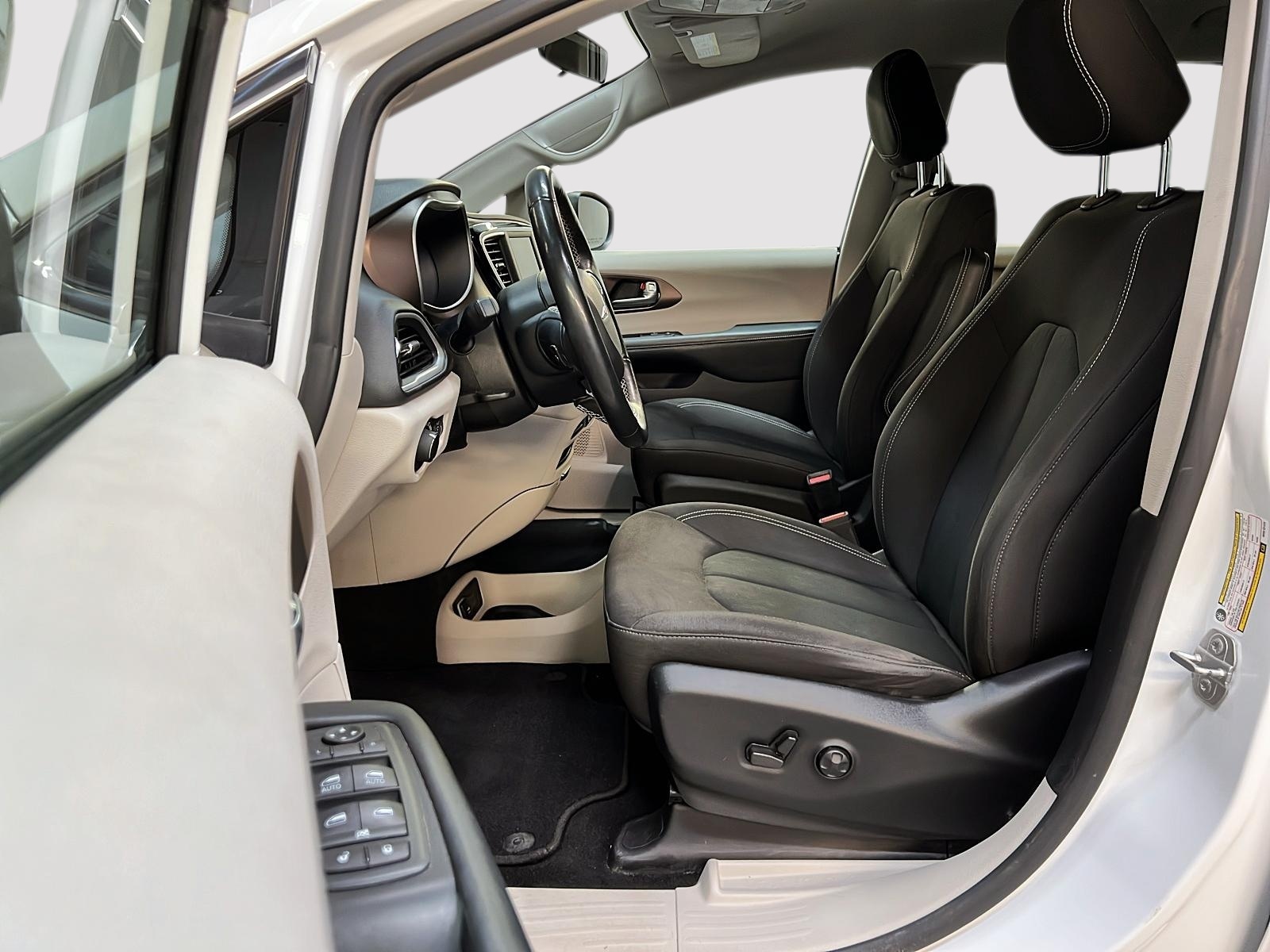 Chrysler Grand Caravan 2021 - Image #7