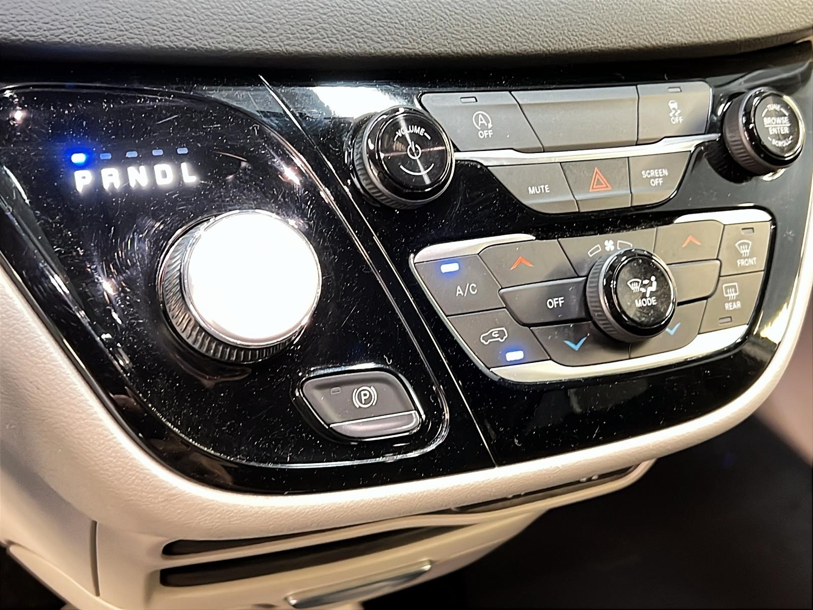 Chrysler Grand Caravan 2021 - Image #14
