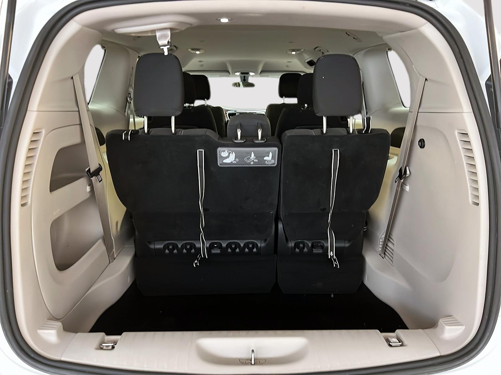 Chrysler Grand Caravan 2021 - Image #13