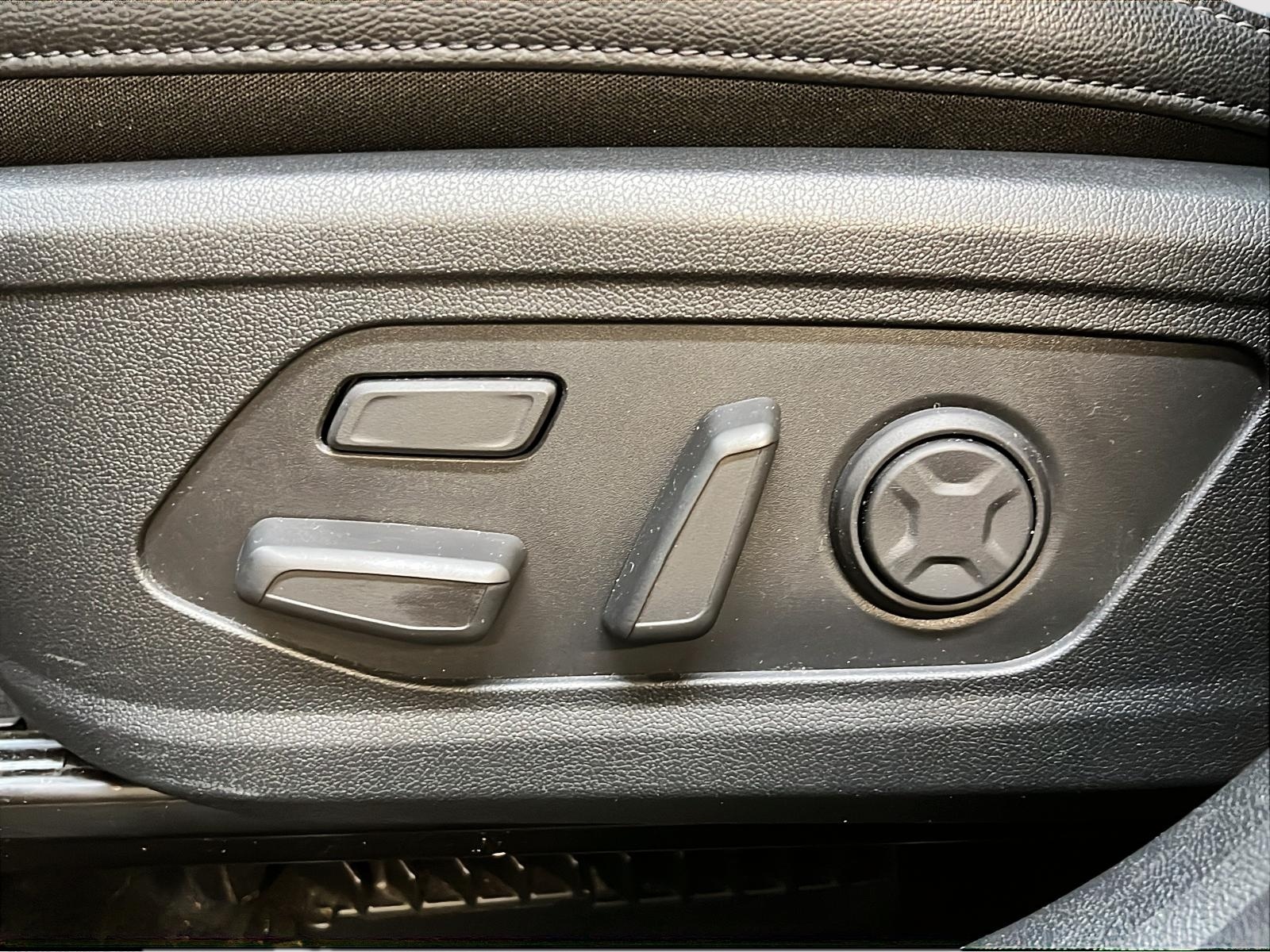 Kia Sorento SX HYBRIDE CUIR TOIT PANO NAV 4RM 2025 - image #30