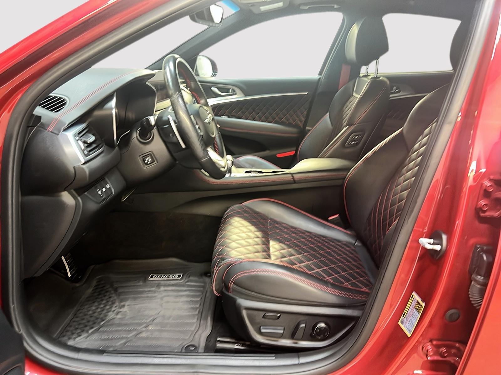 Genesis G70 SPORT 3.3T CUIIR TOIT NAV 4RM 2023 - image #7