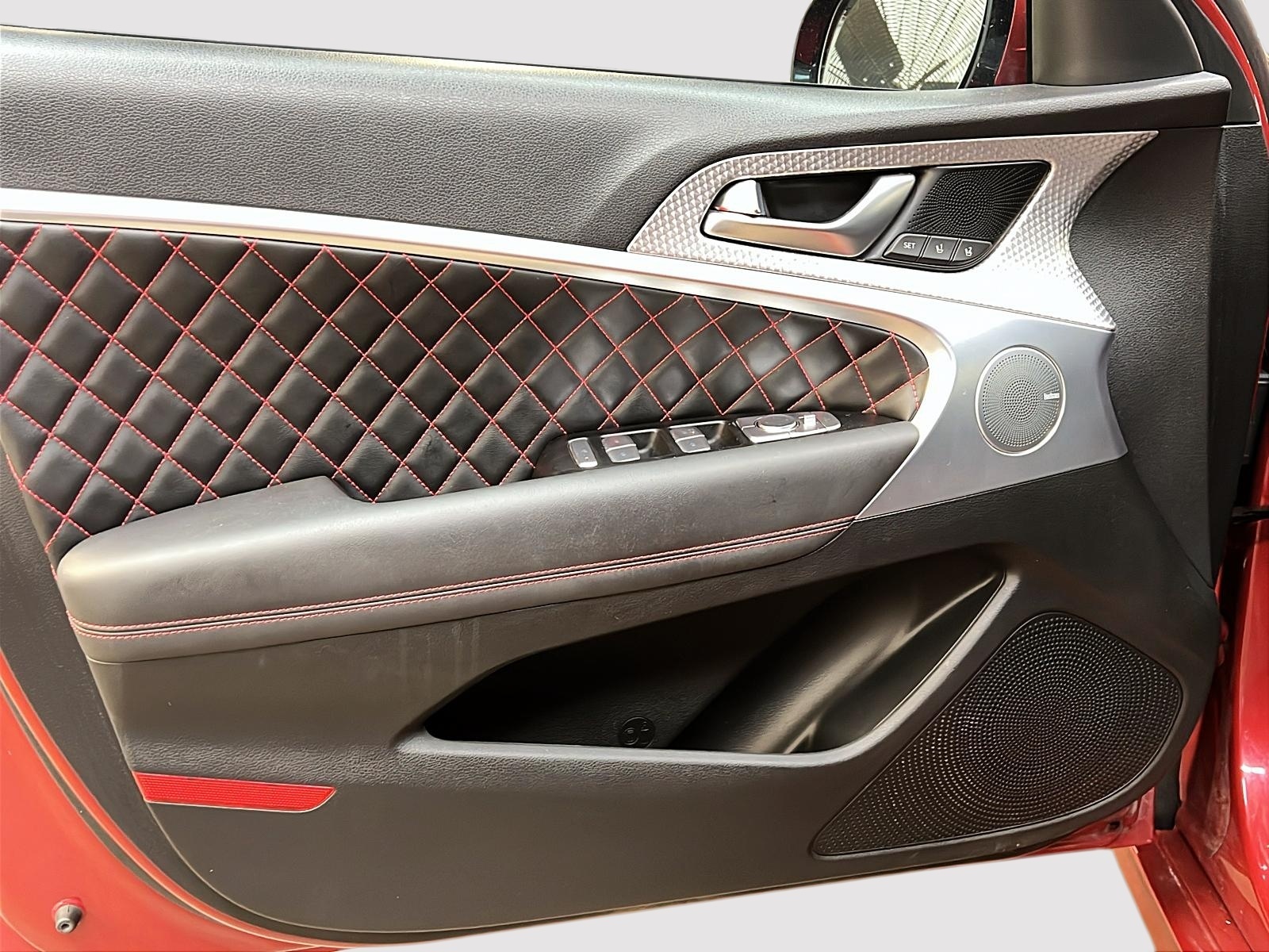 Genesis G70 SPORT 3.3T CUIIR TOIT NAV 4RM 2023 - image #27