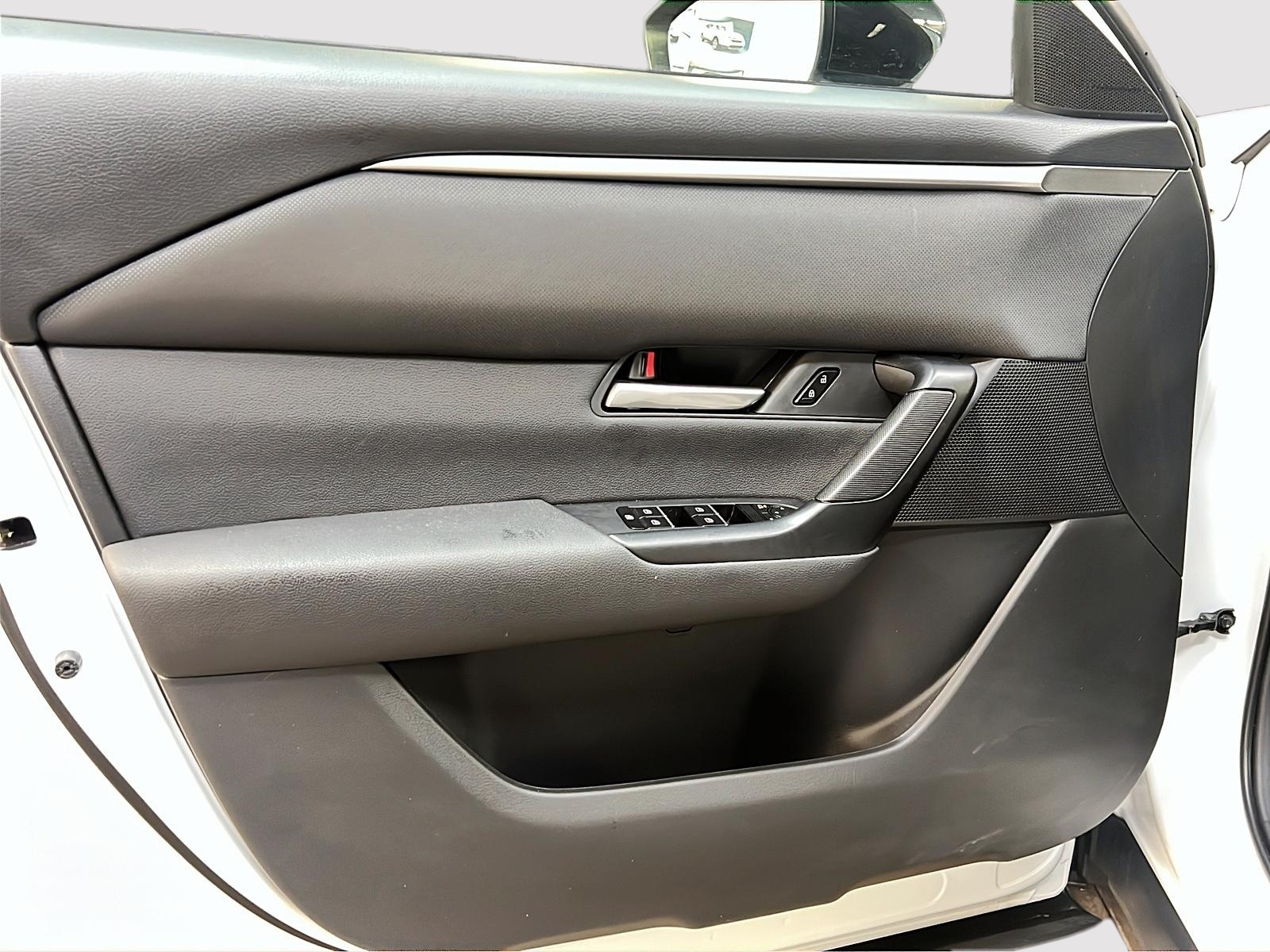 Mazda CX-50 GS LUXE TOIT PANO 4RM 2024 - image #25