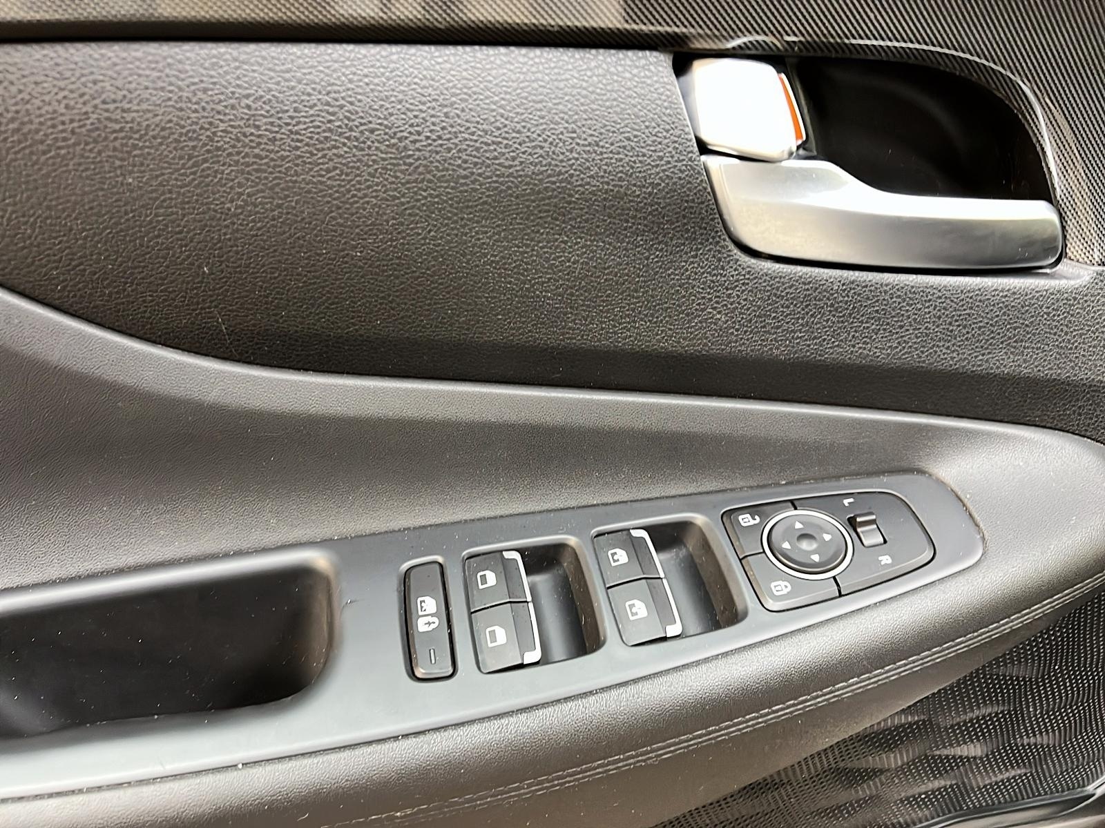 Hyundai Santa Fe PREFERRED NAV 4RM 2023 - image #21